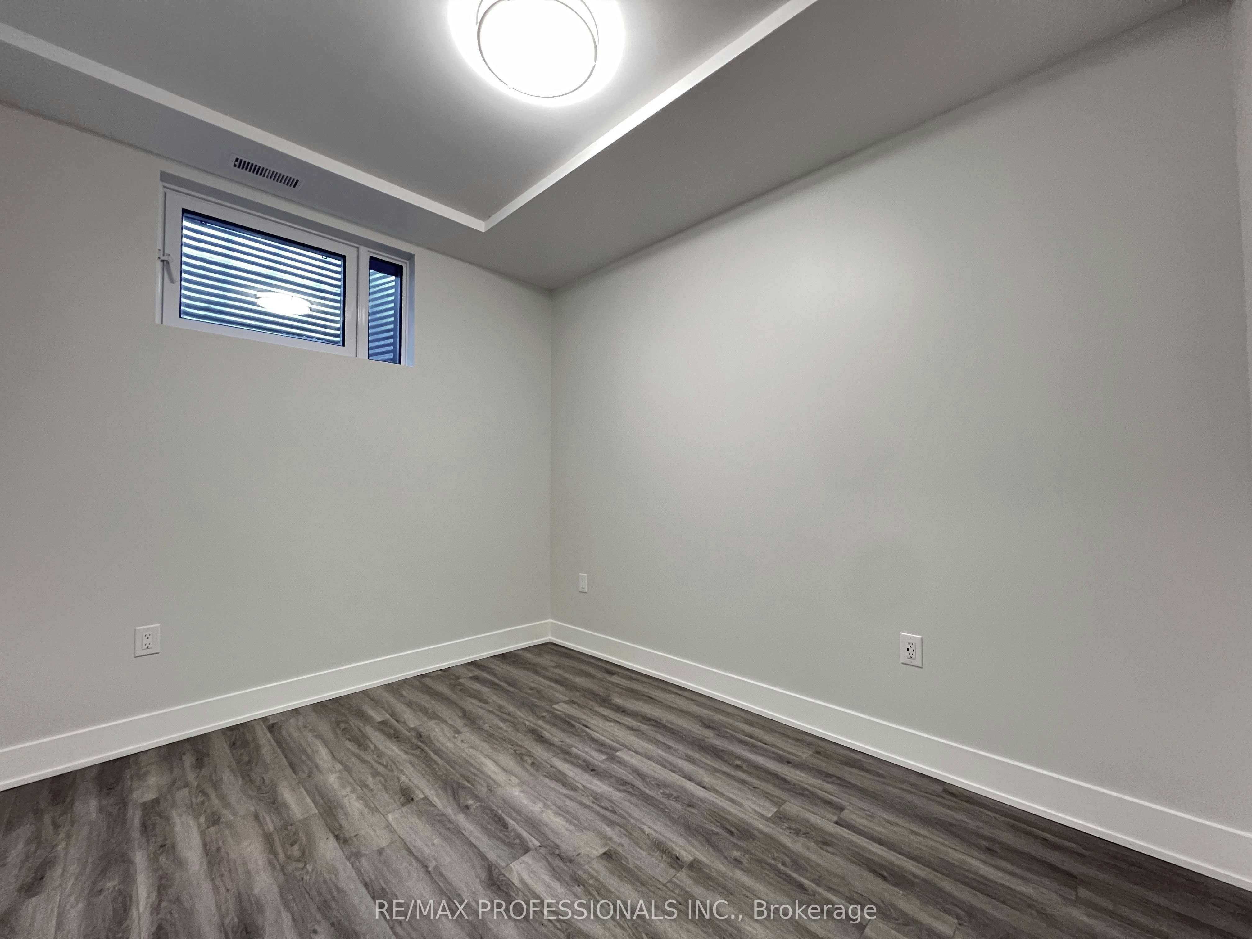 131-62 Dixfield Drive, Toronto, ON, M9C 3W1 - 23