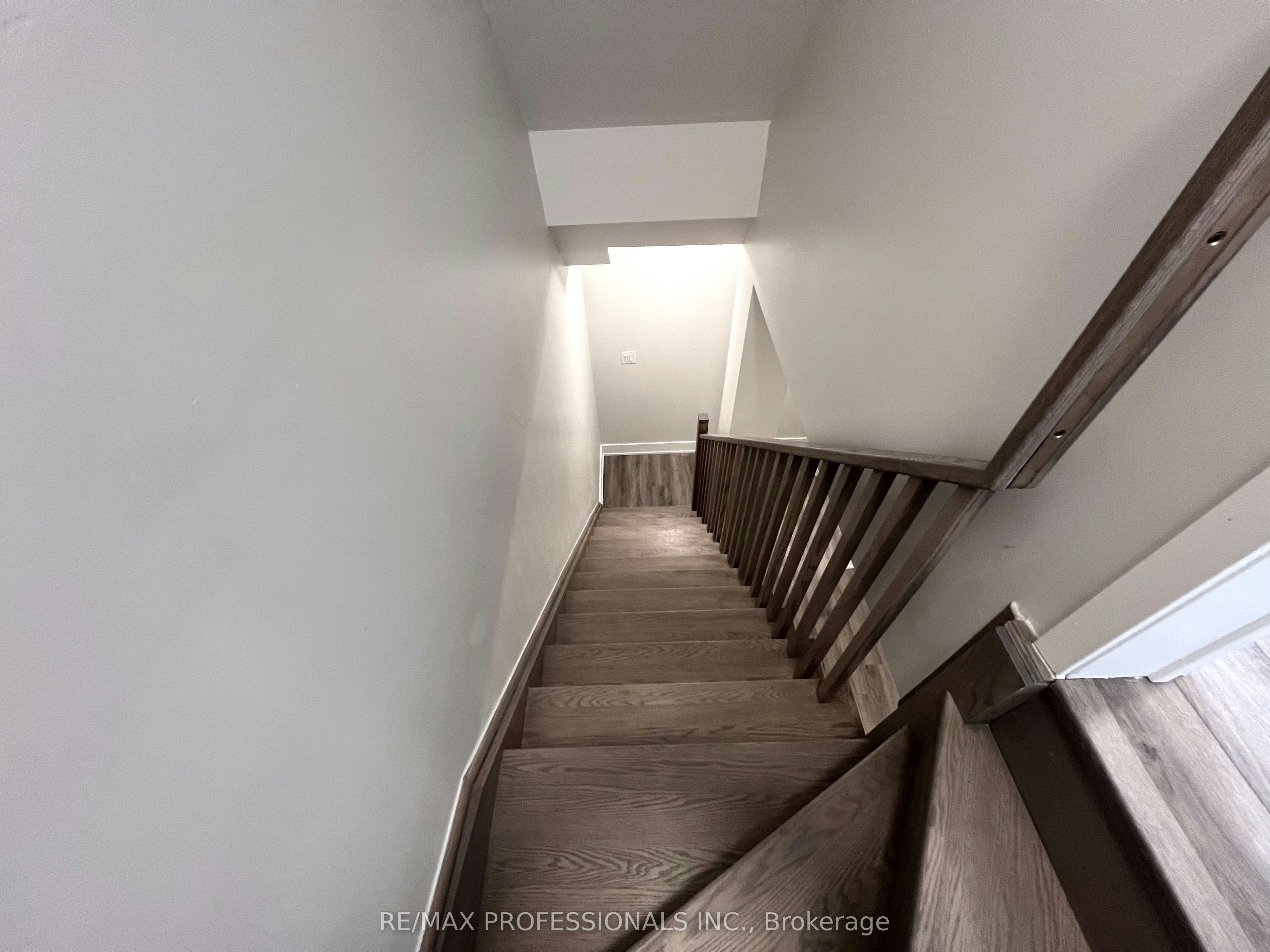 131-62 Dixfield Drive, Toronto, ON, M9C 3W1 - 22
