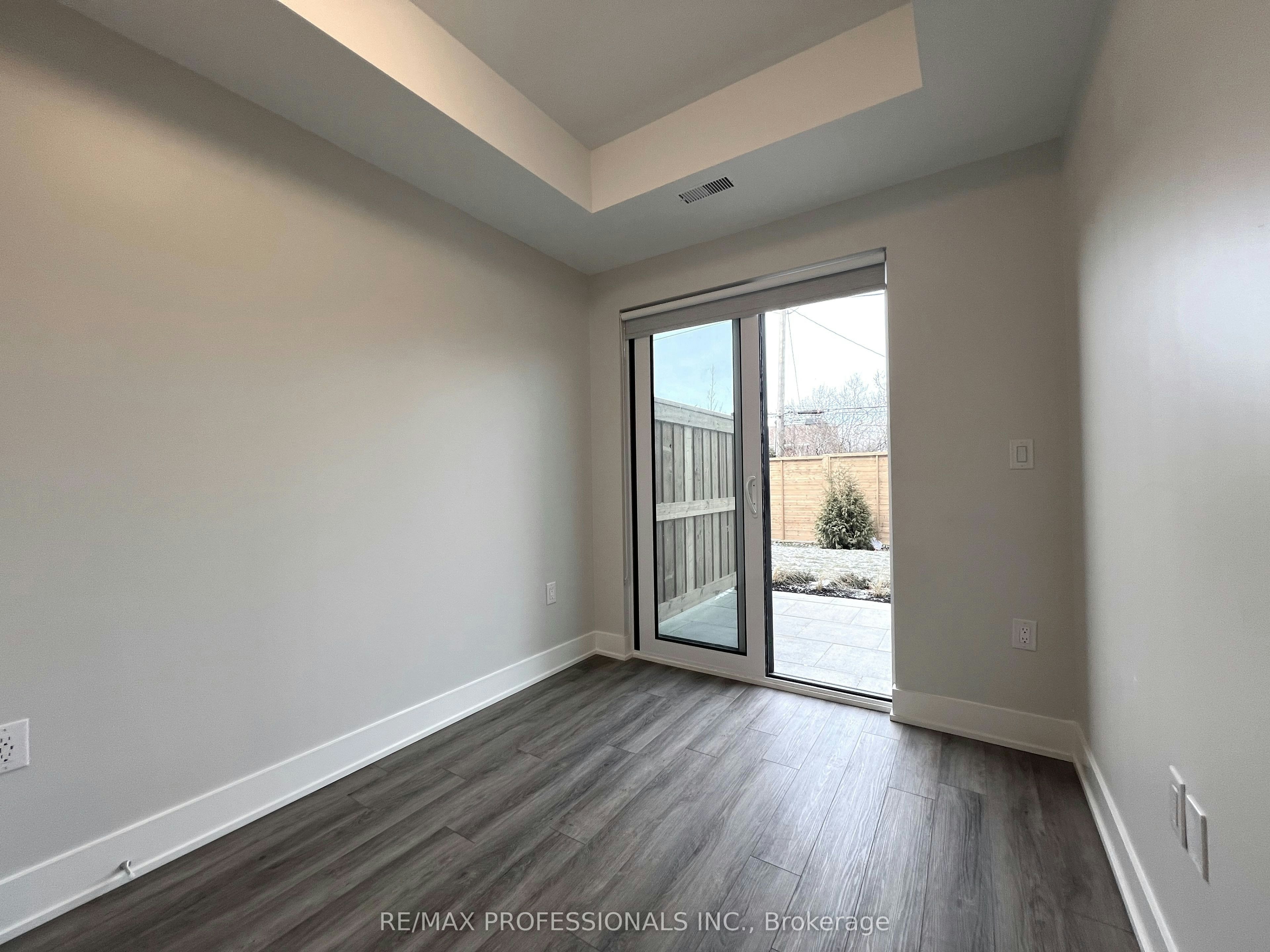131-62 Dixfield Drive, Toronto, ON, M9C 3W1 - 18