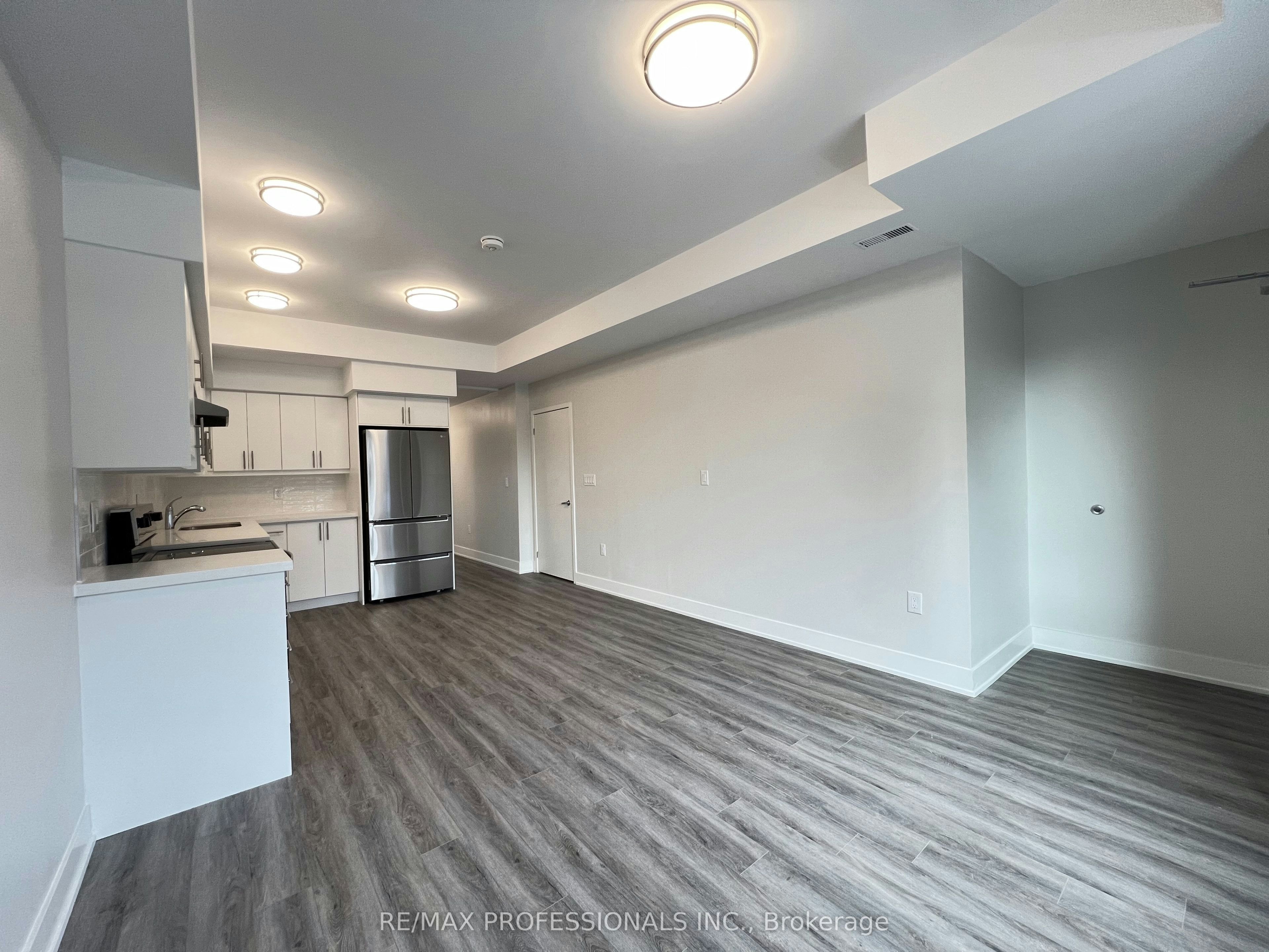 131-62 Dixfield Drive, Toronto, ON, M9C 3W1 - 4