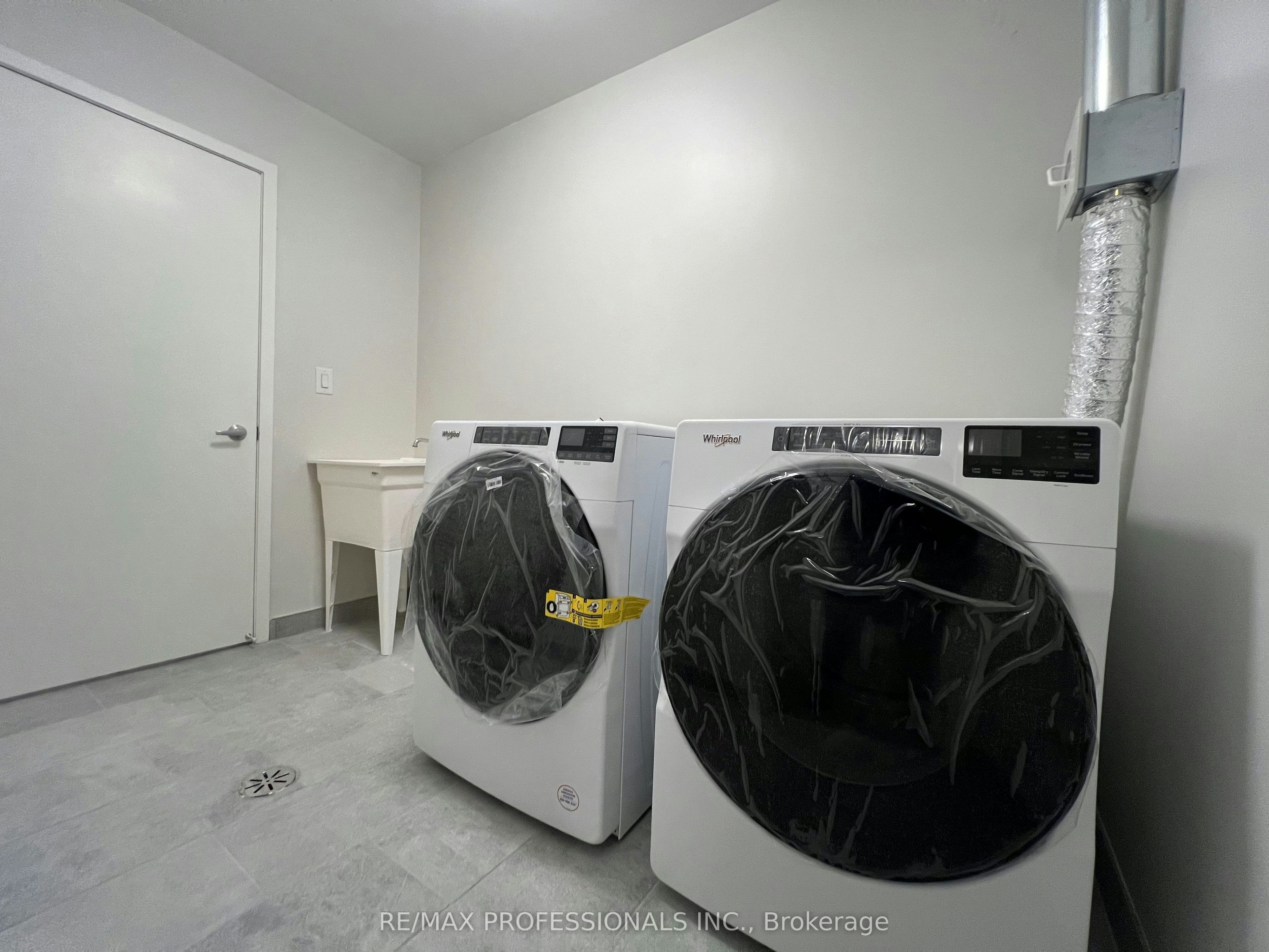 131-62 Dixfield Drive, Toronto, ON, M9C 3W1 - 29