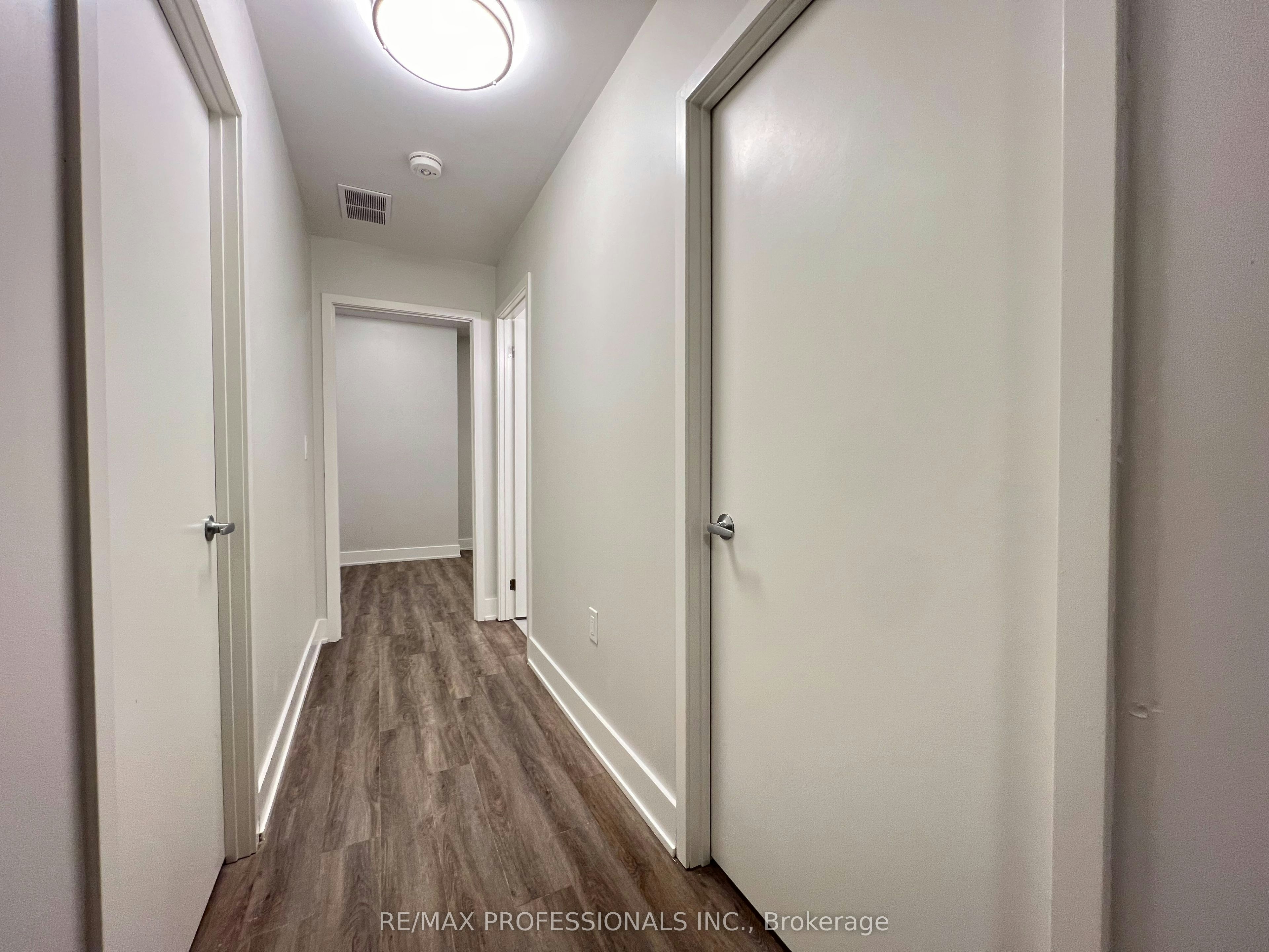131-62 Dixfield Drive, Toronto, ON, M9C 3W1 - 30