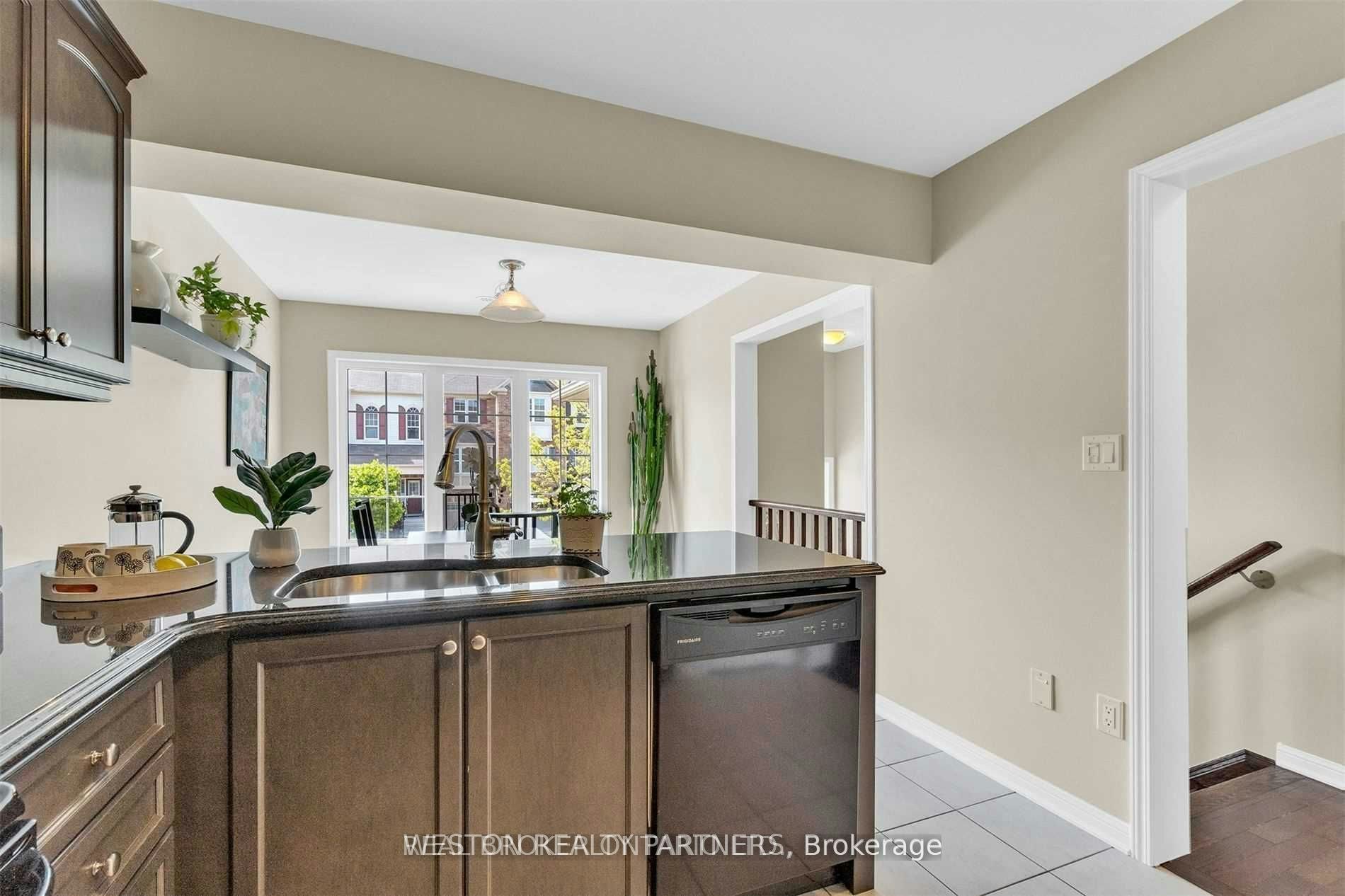 6 Colonel Frank Ching Crescent, Brampton, ON, L6Y 5W5 - 8