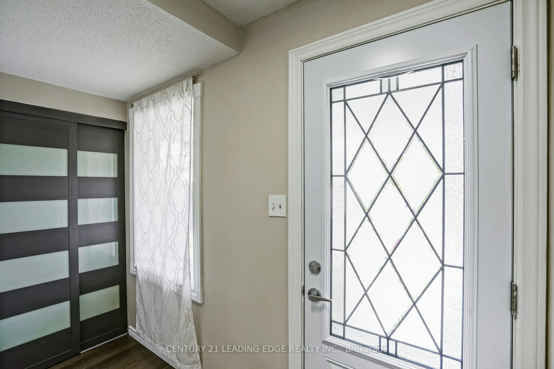 Upper-29 Junewood Crescent, Brampton, ON, L6S 3T5 - 6