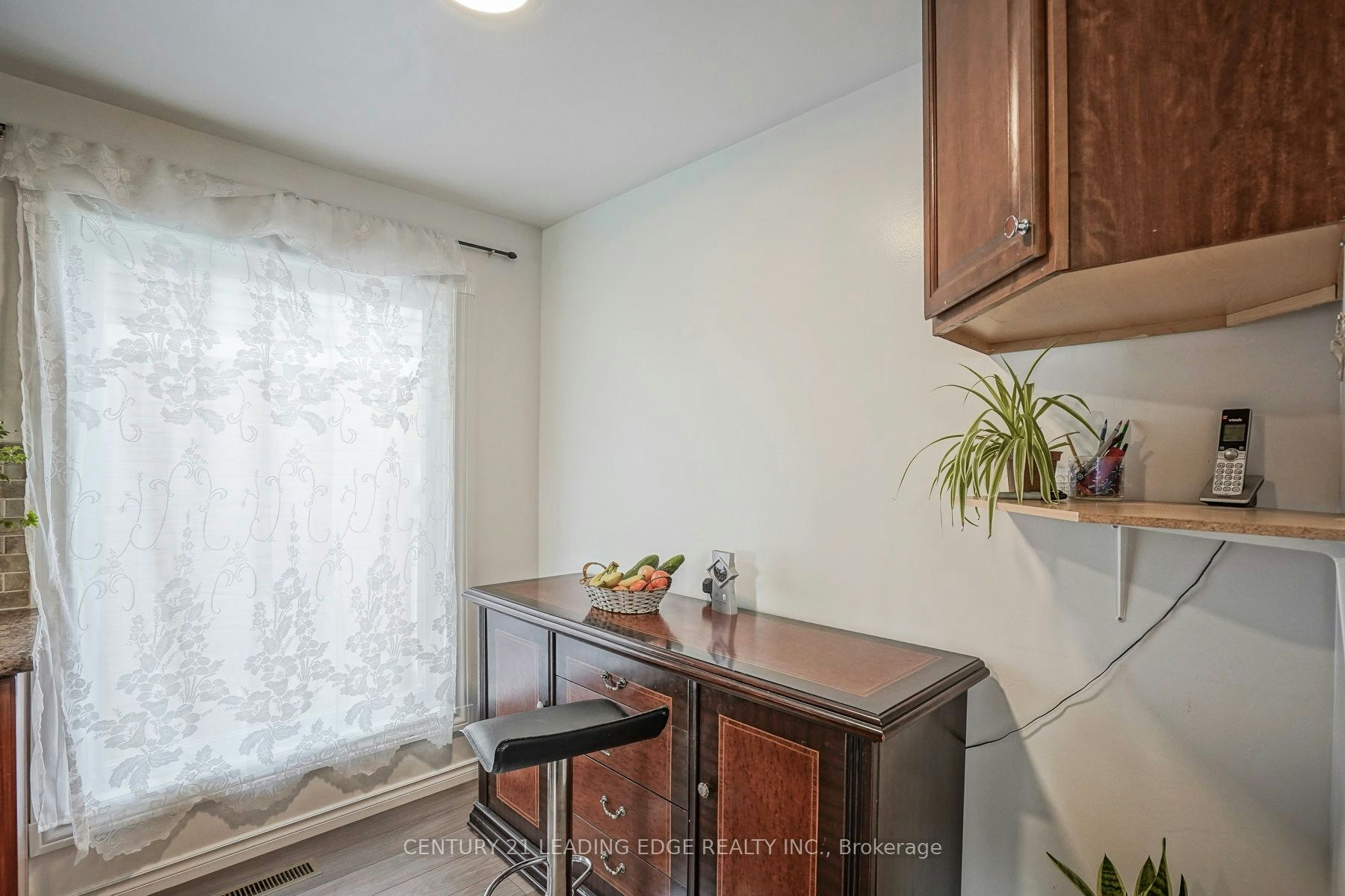 Upper-29 Junewood Crescent, Brampton, ON, L6S 3T5 - 8