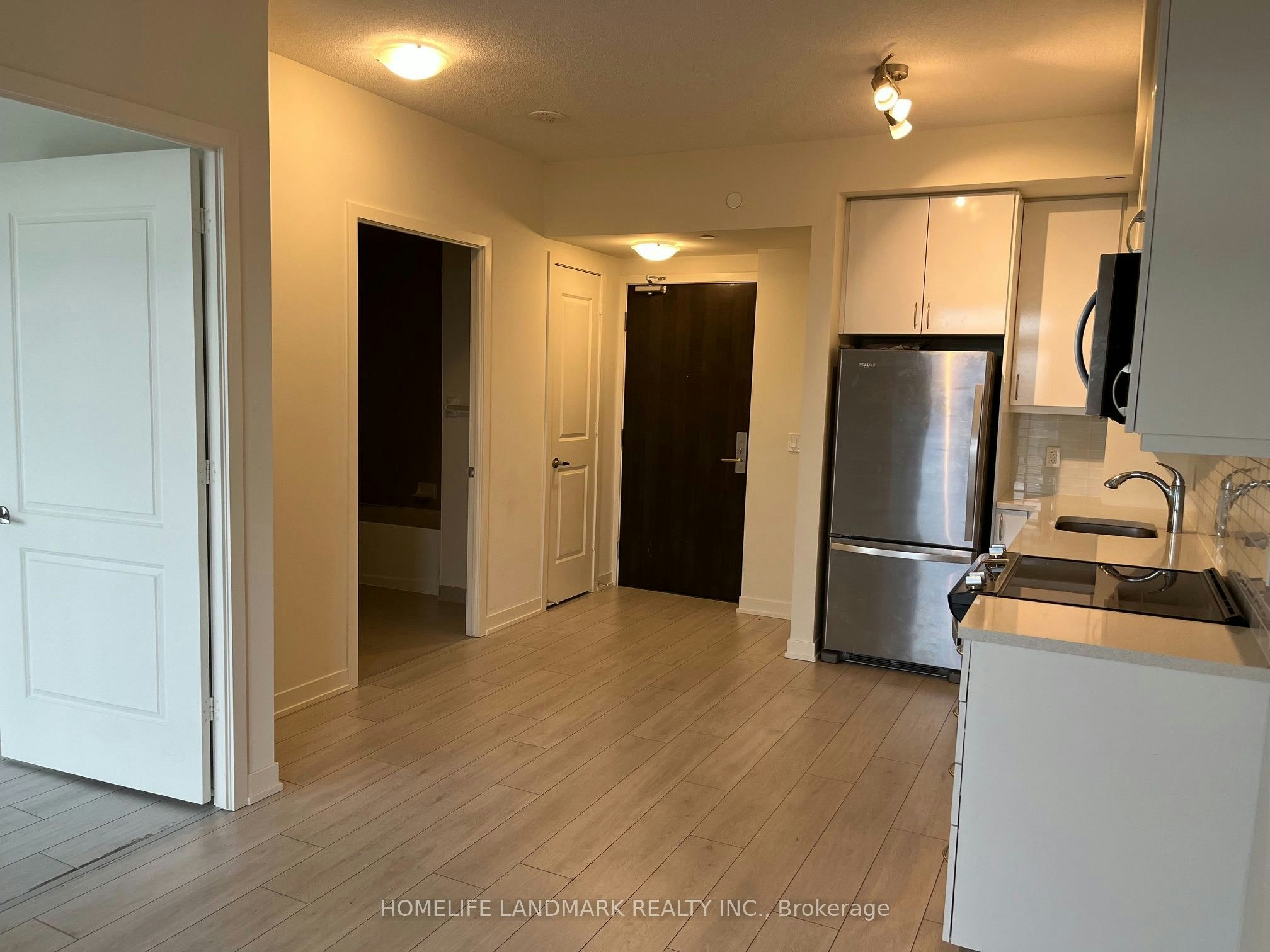 1610-38 Annie Craig Drive, Toronto, ON, M8V 0G9 - 10