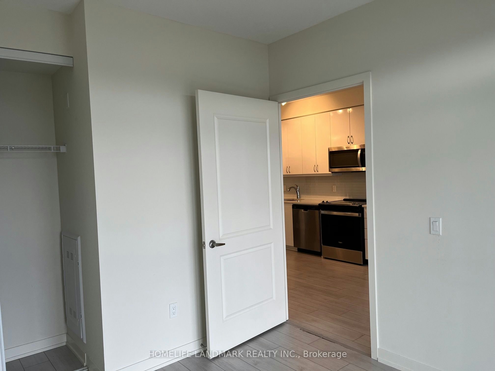 1610-38 Annie Craig Drive, Toronto, ON, M8V 0G9 - 14
