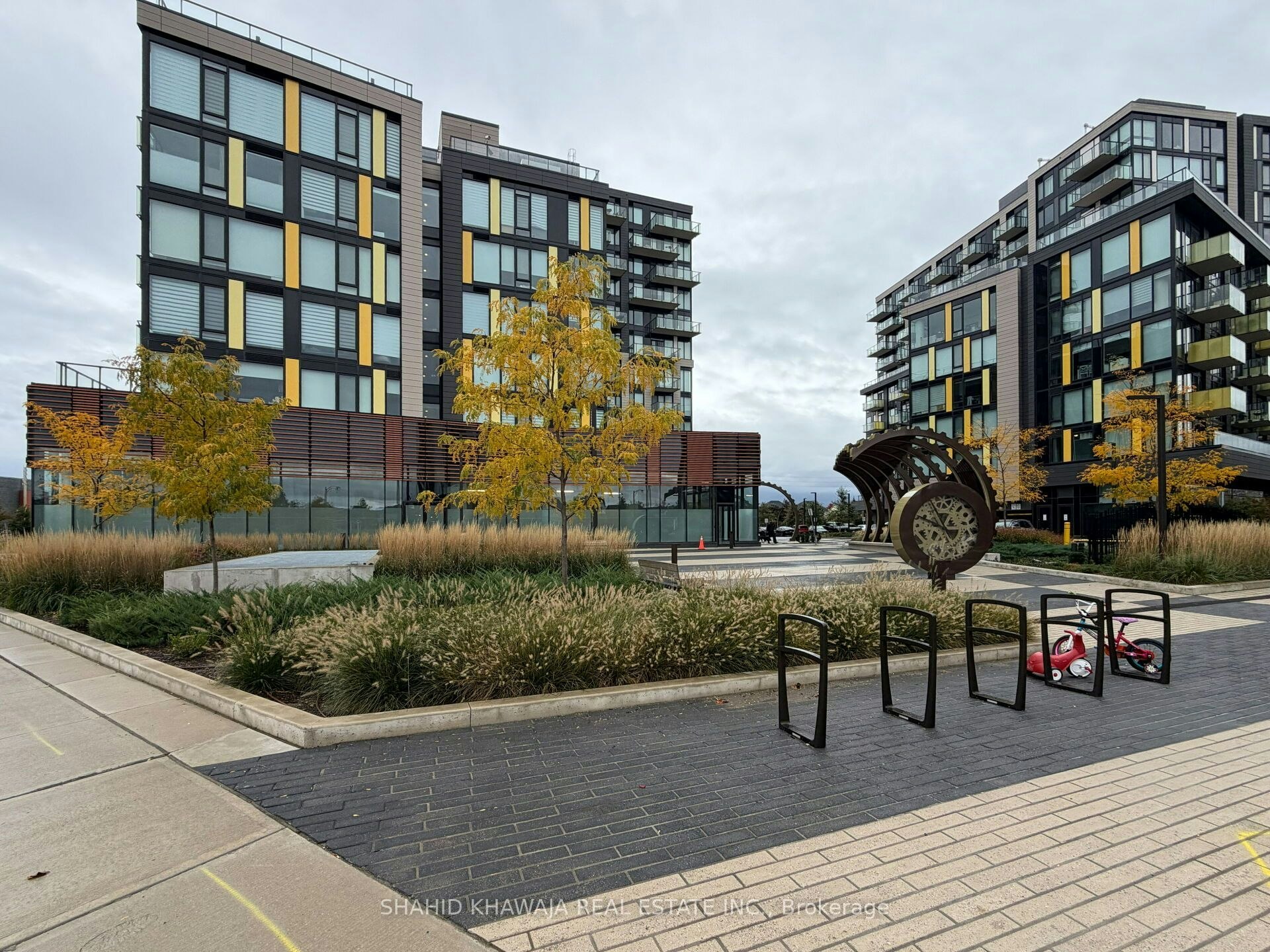 621-3008 William Cutmore Boulevard, Oakville, ON, L6H 8A4 - 3