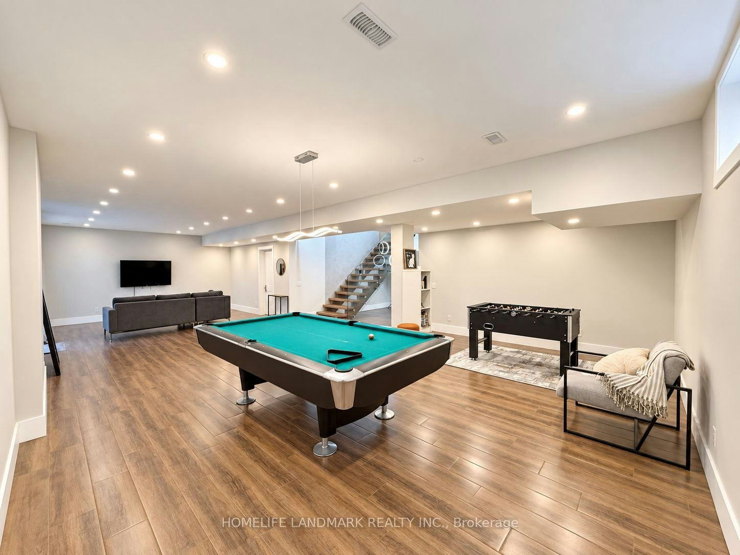 15 Wenonah Drive, Mississauga, ON, L5G 3V9 - 28