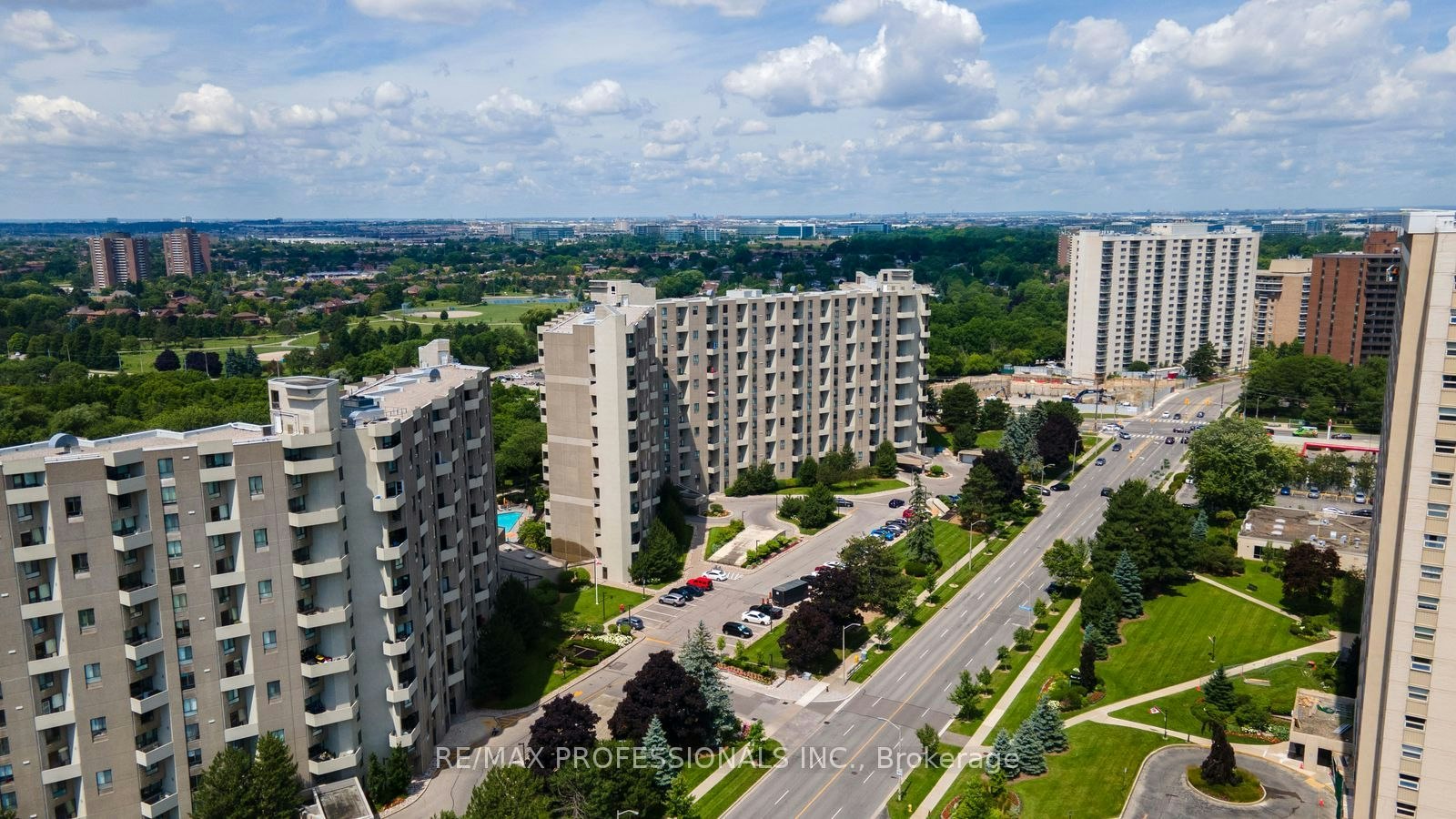 PH30-300 Mill Road, Toronto, ON, M9C 4W7