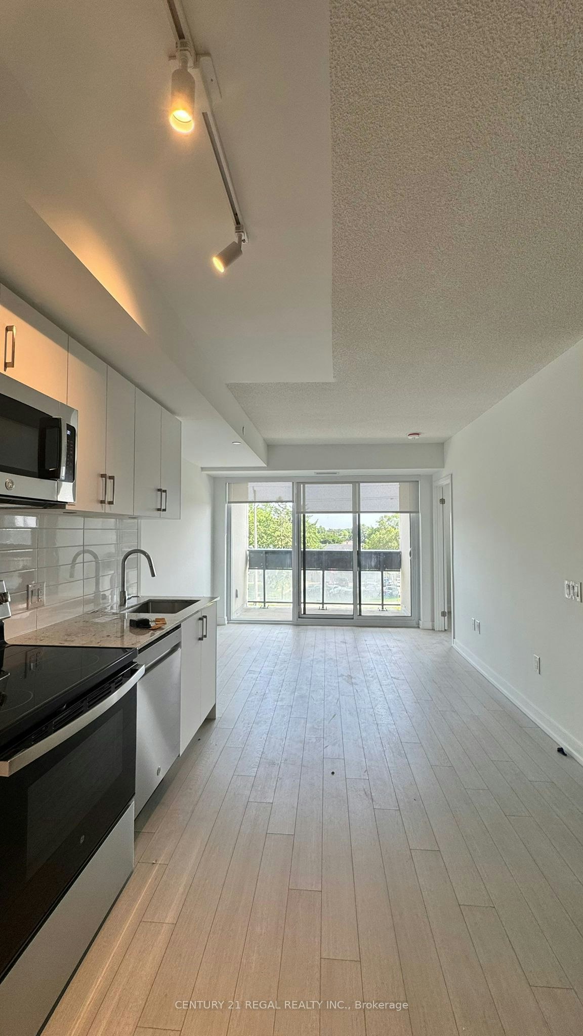 818-4010 Eglinton Avenue W, Toronto, ON, M9A 0G5 - 15