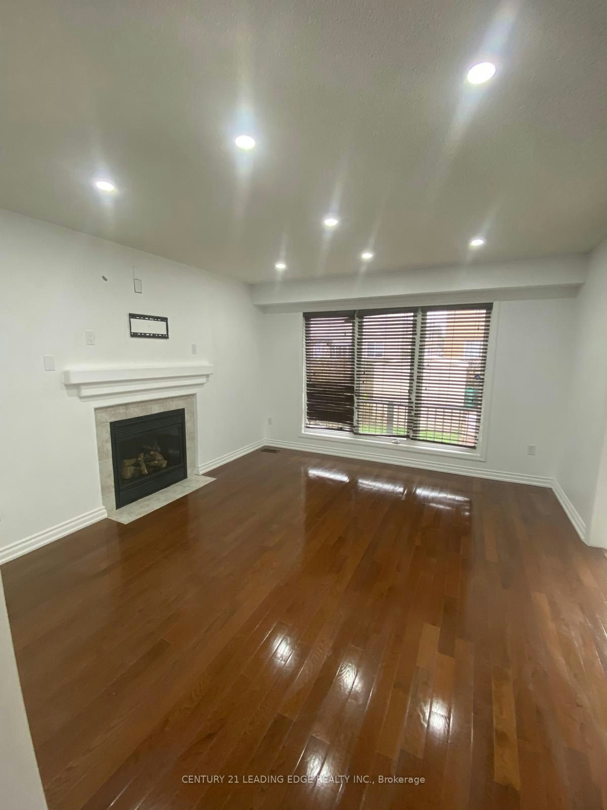 71 Jessop Drive, Brampton, ON, L7A 3N4 - 2