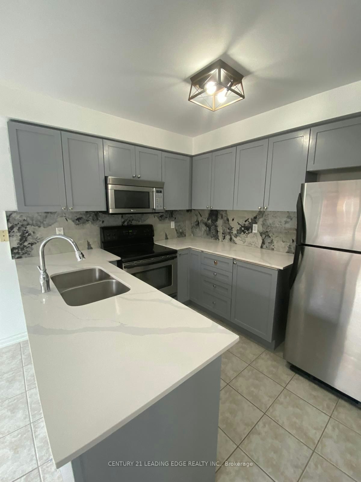 71 Jessop Drive, Brampton, ON, L7A 3N4 - 6