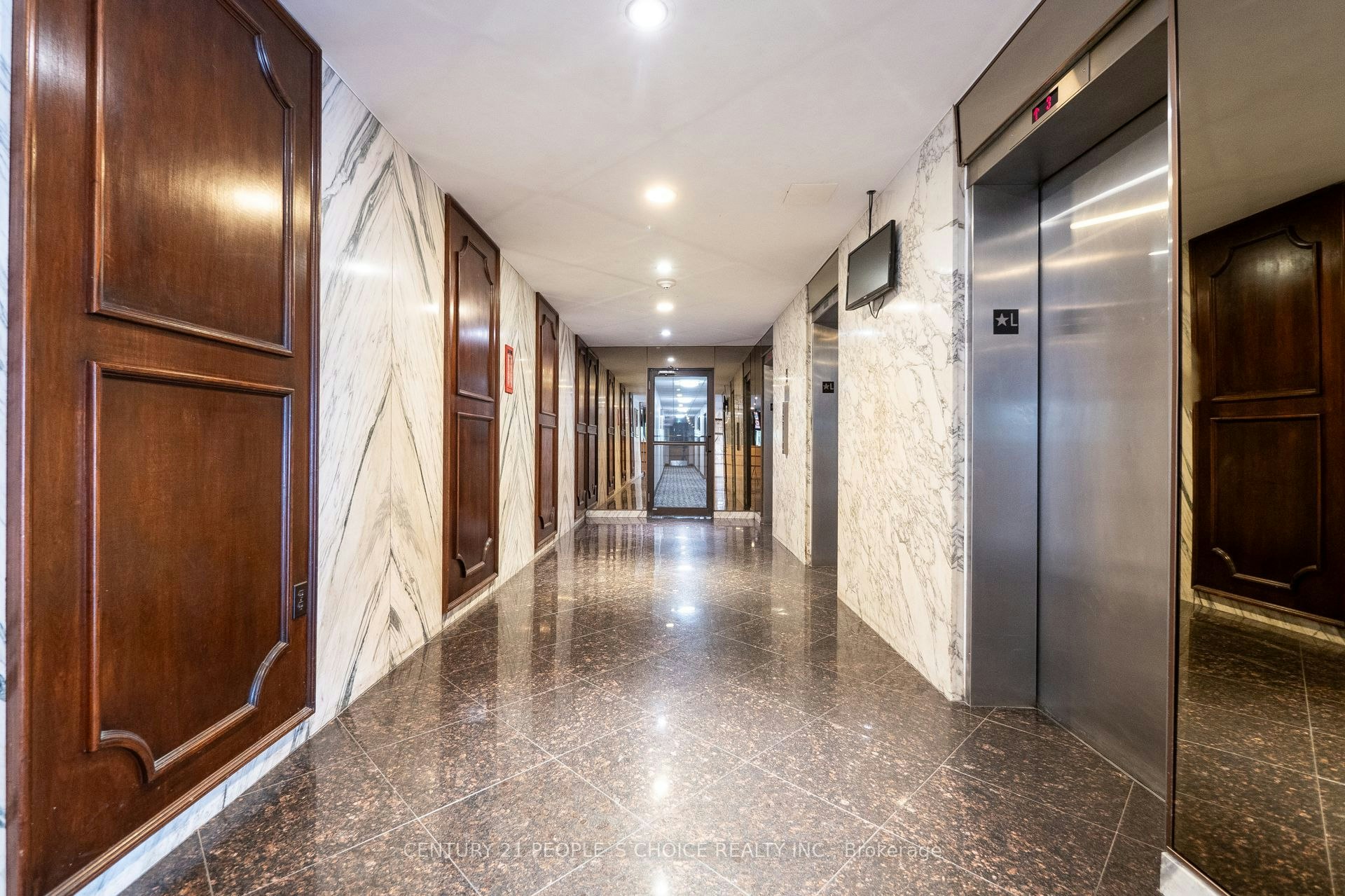 902-3390 Weston Road, Toronto, ON, M9M 2X3 - 4