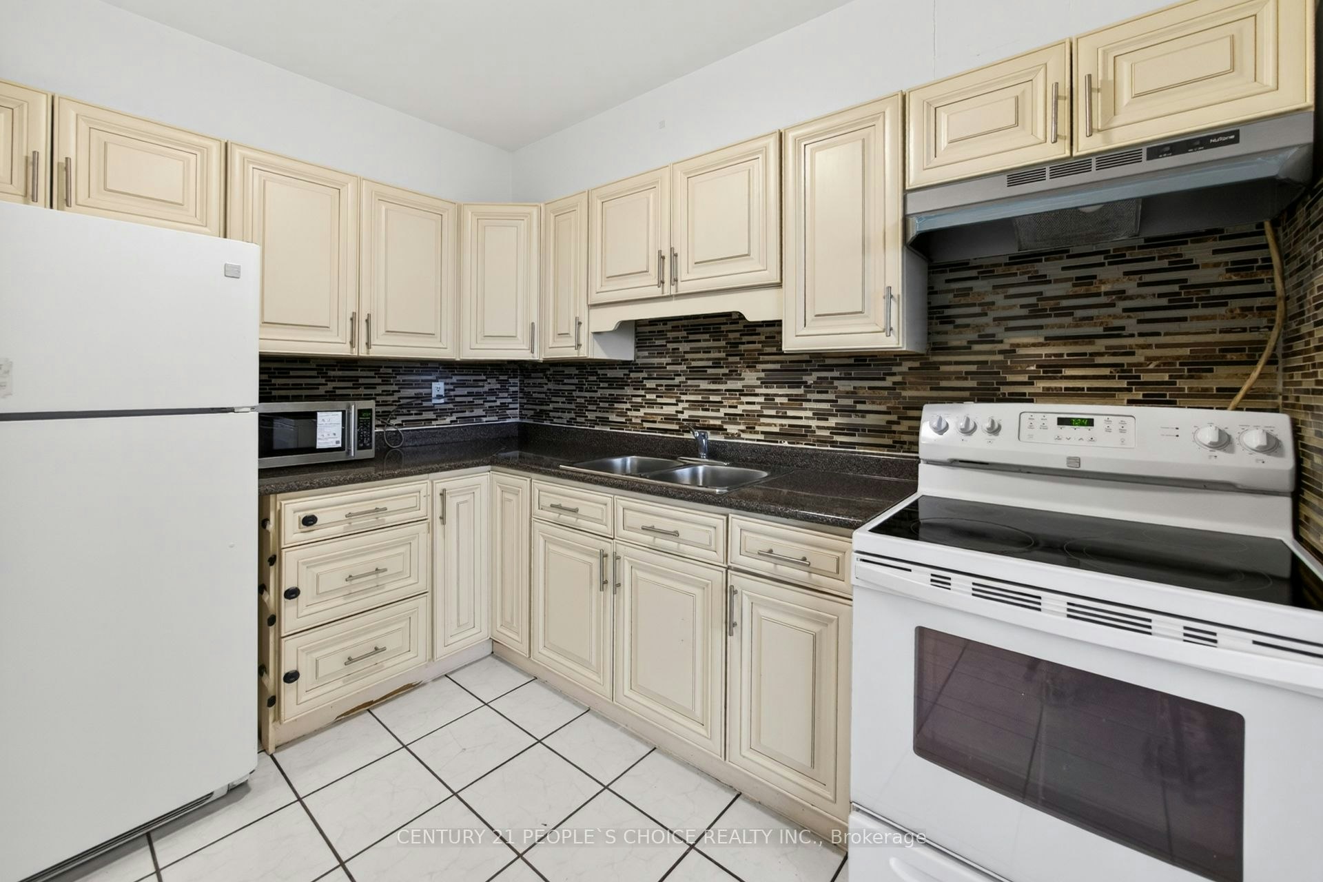 902-3390 Weston Road, Toronto, ON, M9M 2X3 - 18