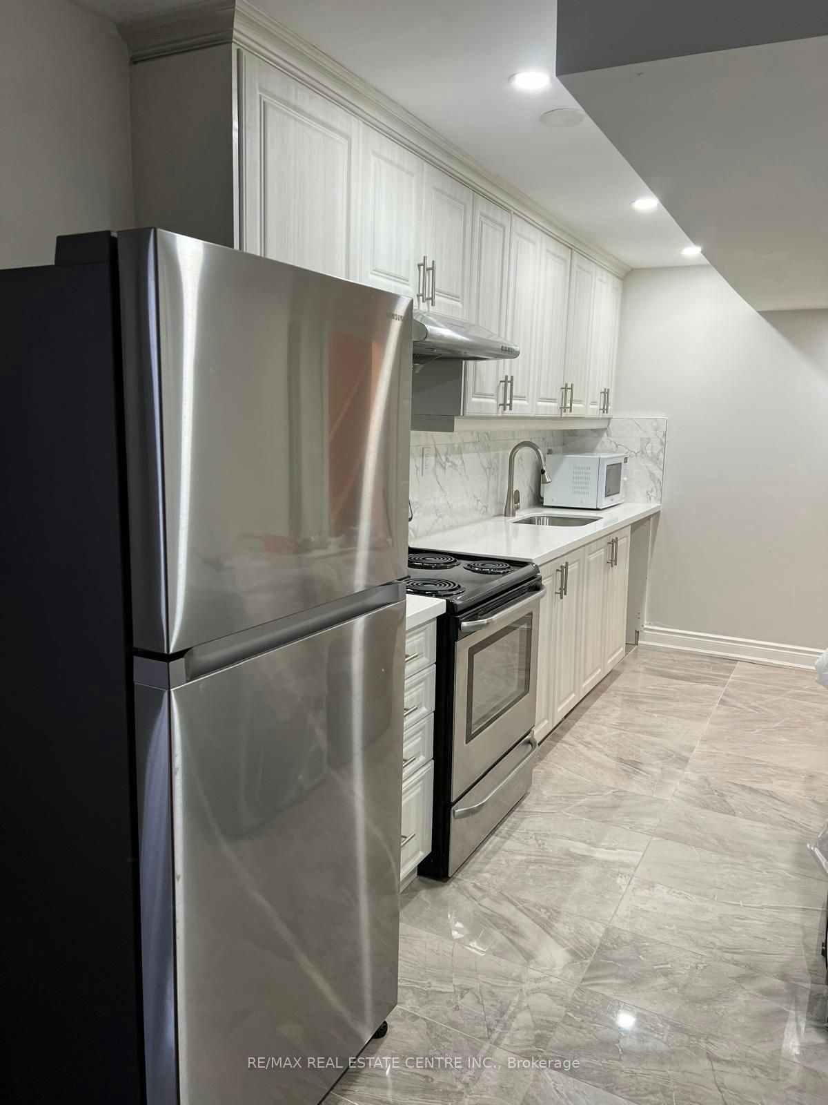(BASEMENT)-210 Valleyway Drive, Brampton, ON, L6X 0N9