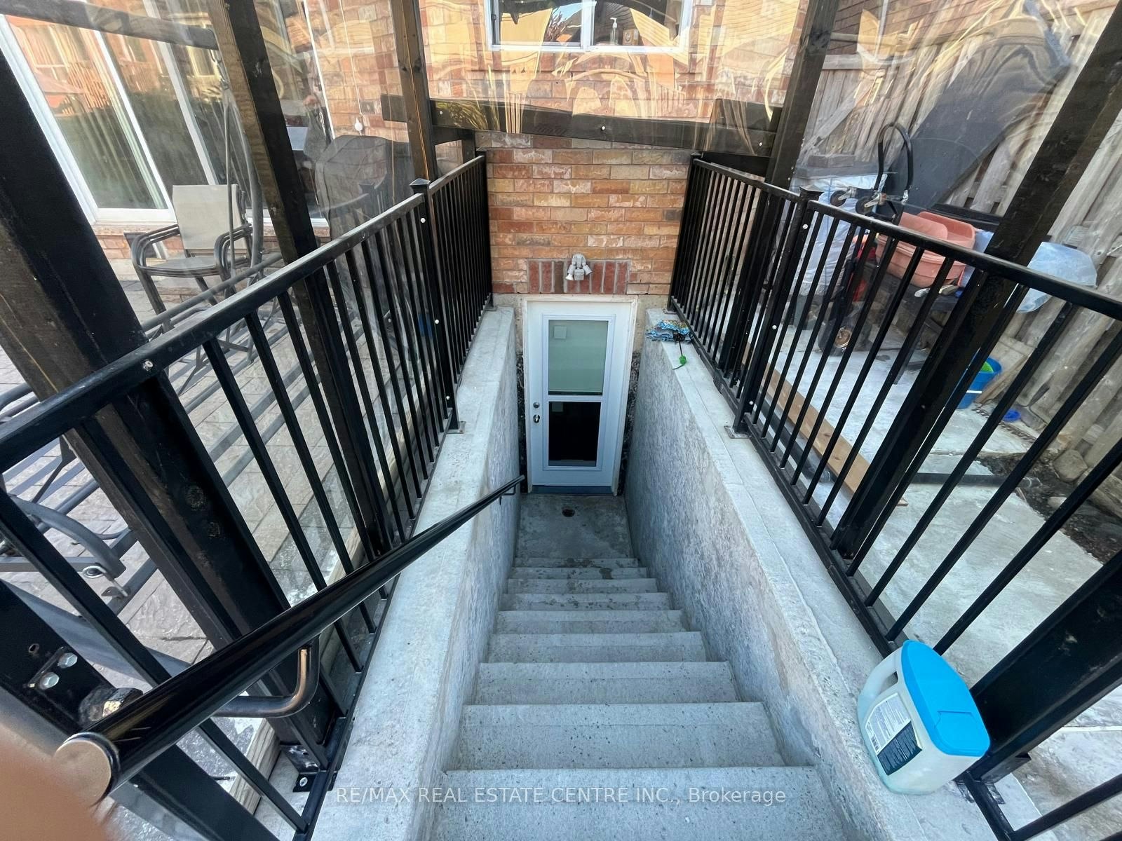 (BASEMENT)-210 Valleyway Drive, Brampton, ON, L6X 0N9 - 2