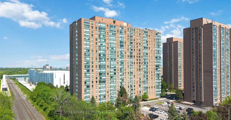 1109-135 Hillcrest Avenue, Mississauga, ON, L5B 4B1