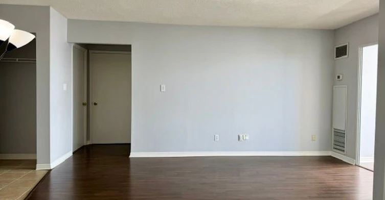 1109-135 Hillcrest Avenue, Mississauga, ON, L5B 4B1 - 8