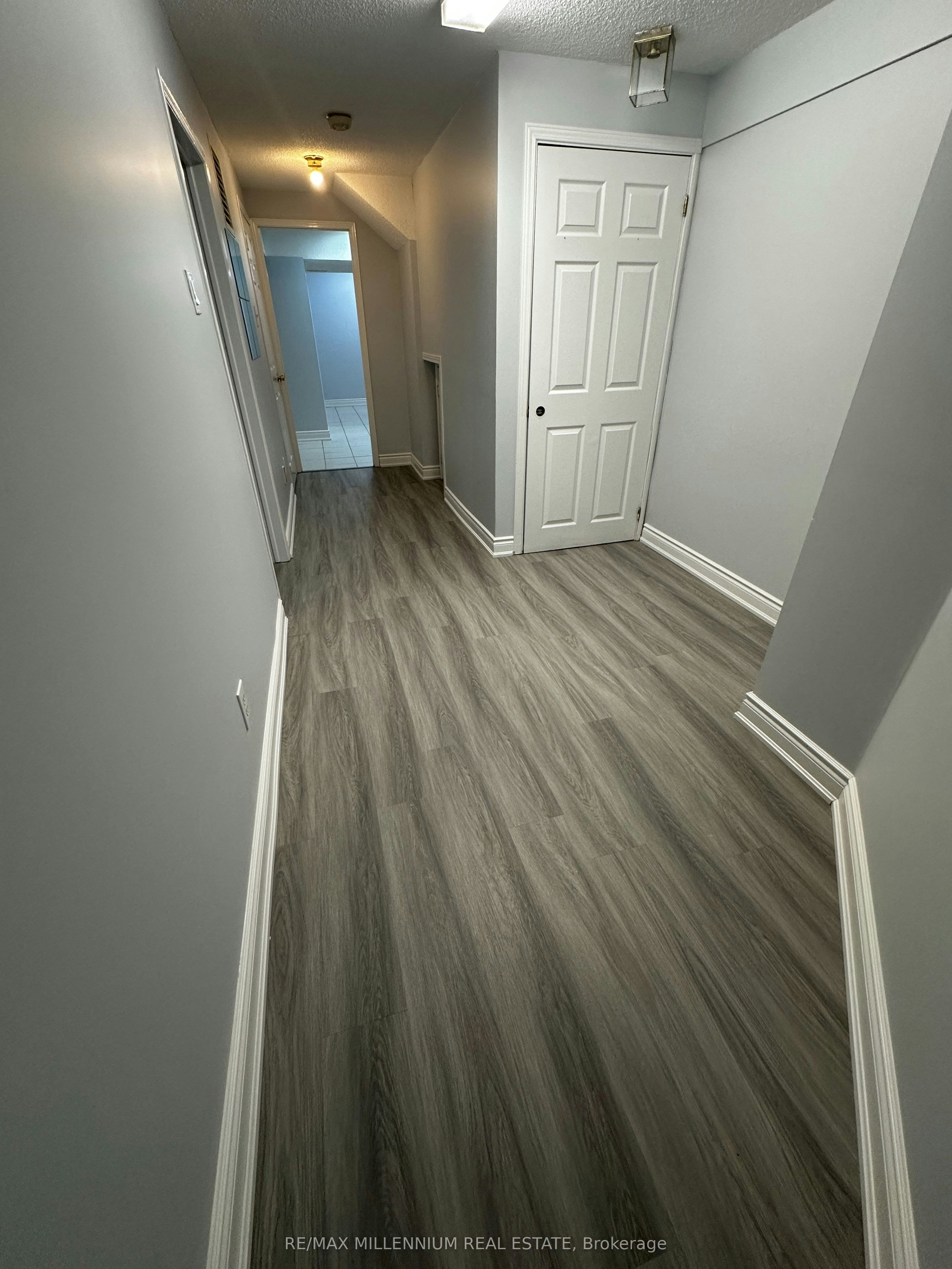 BSMT-1433 Daniel Creek Road, Mississauga, ON, L5V 1T8 - 15