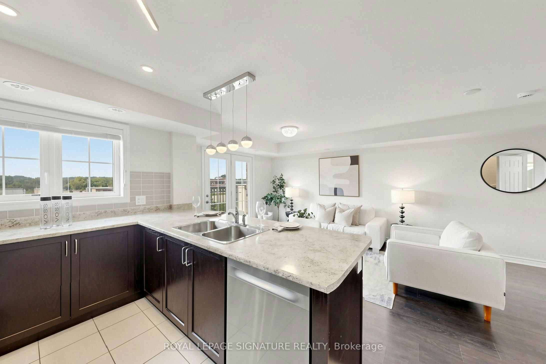 11-2441 Greenwich Drive, Oakville, ON, L6M 0S3 - 3