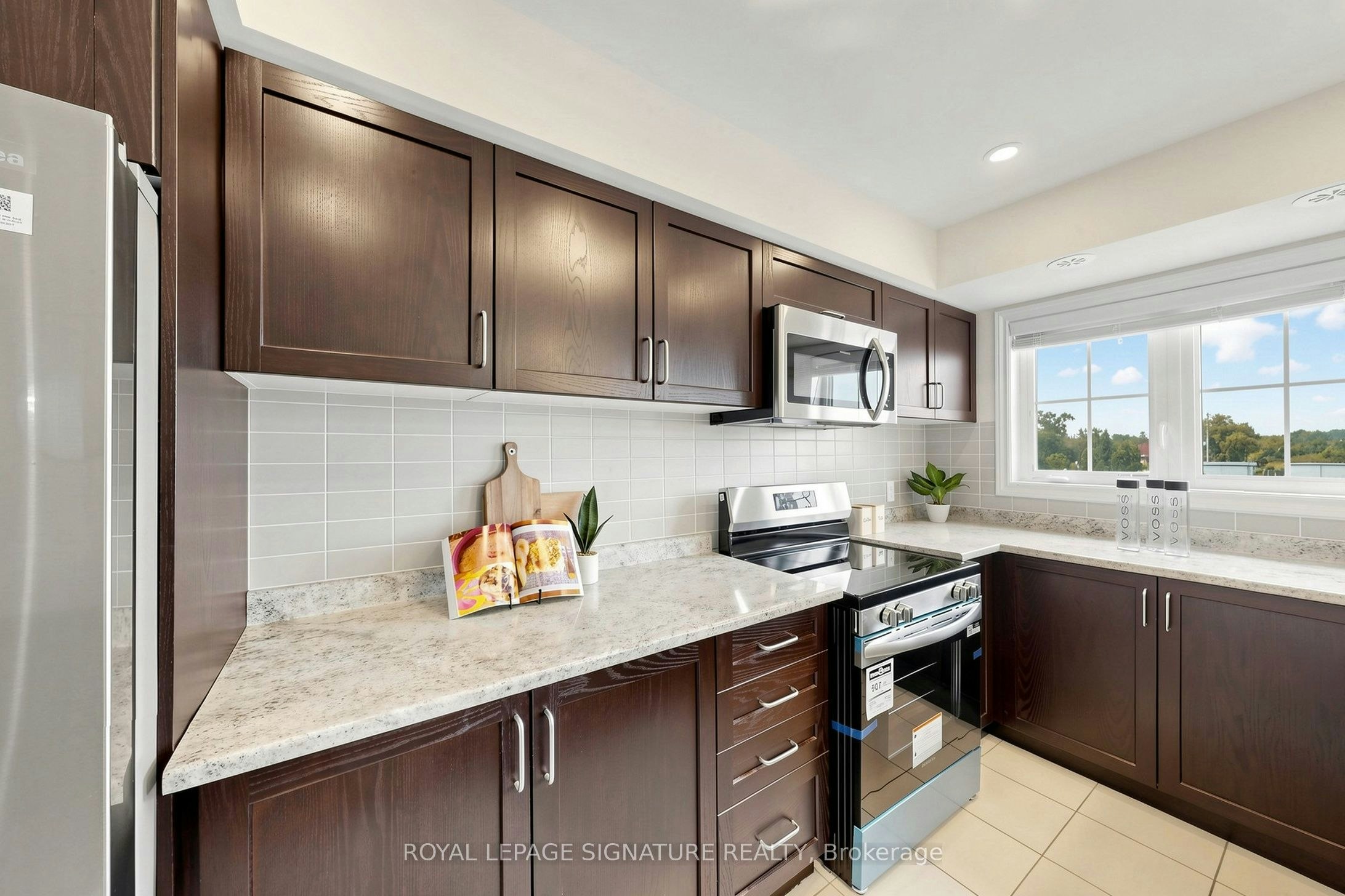 11-2441 Greenwich Drive, Oakville, ON, L6M 0S3 - 4