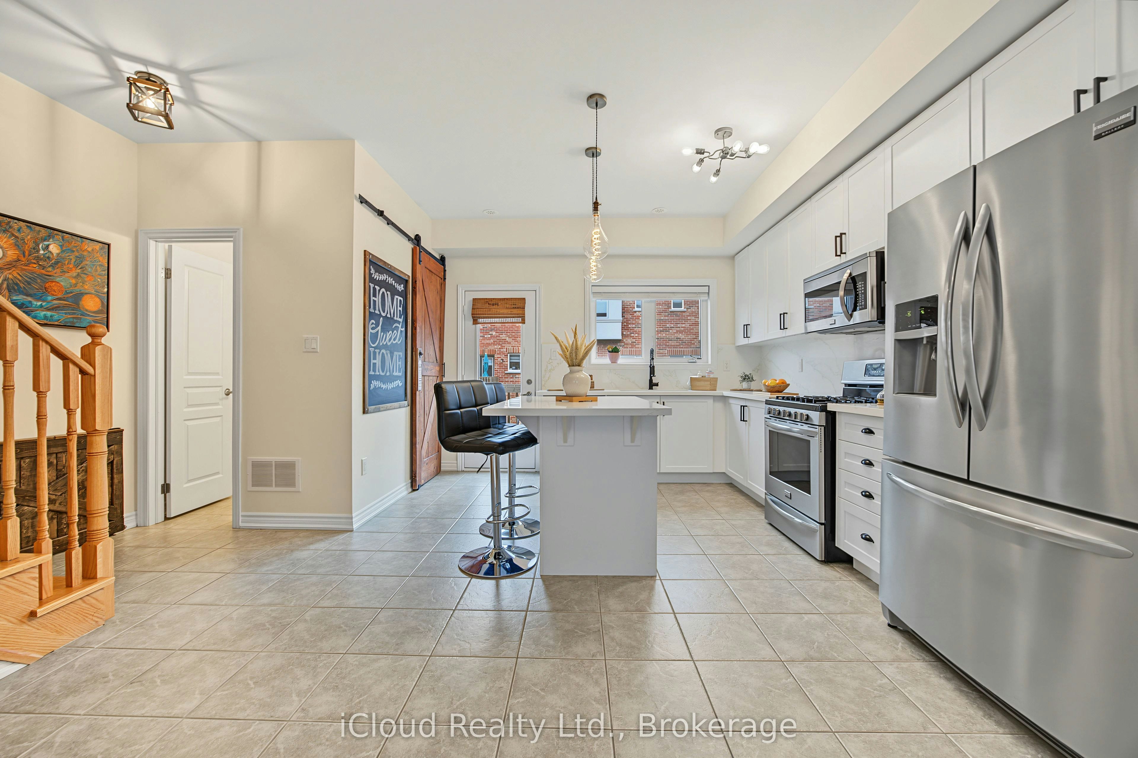 49 Aspen Hills Road, Brampton, ON, L6Y 0H7