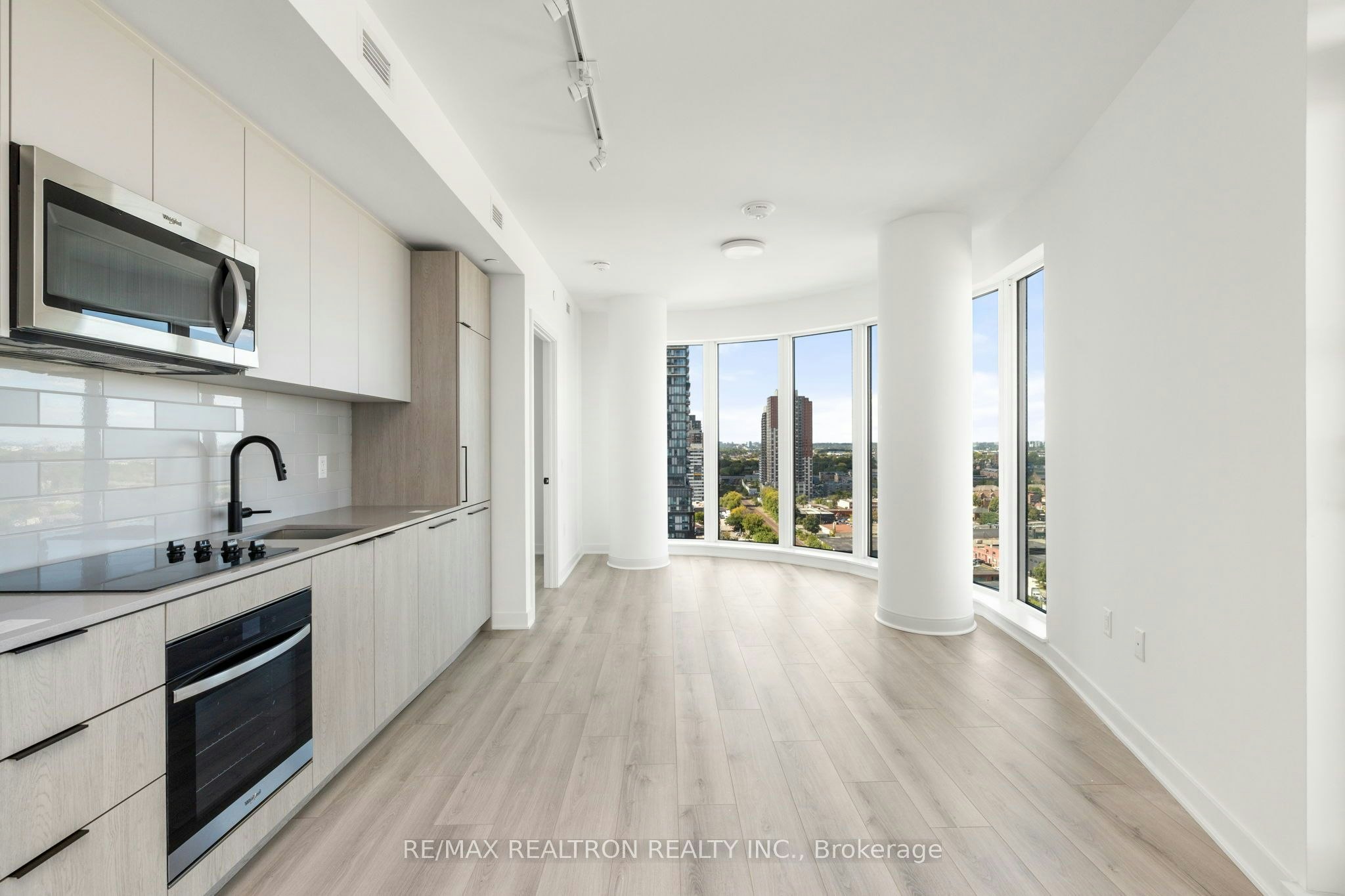 1402-1185 Dupont Street, Toronto, ON, M6H 2A6 - 7