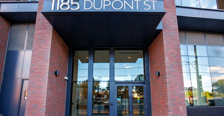 1402-1185 Dupont Street, Toronto, ON, M6H 2A6