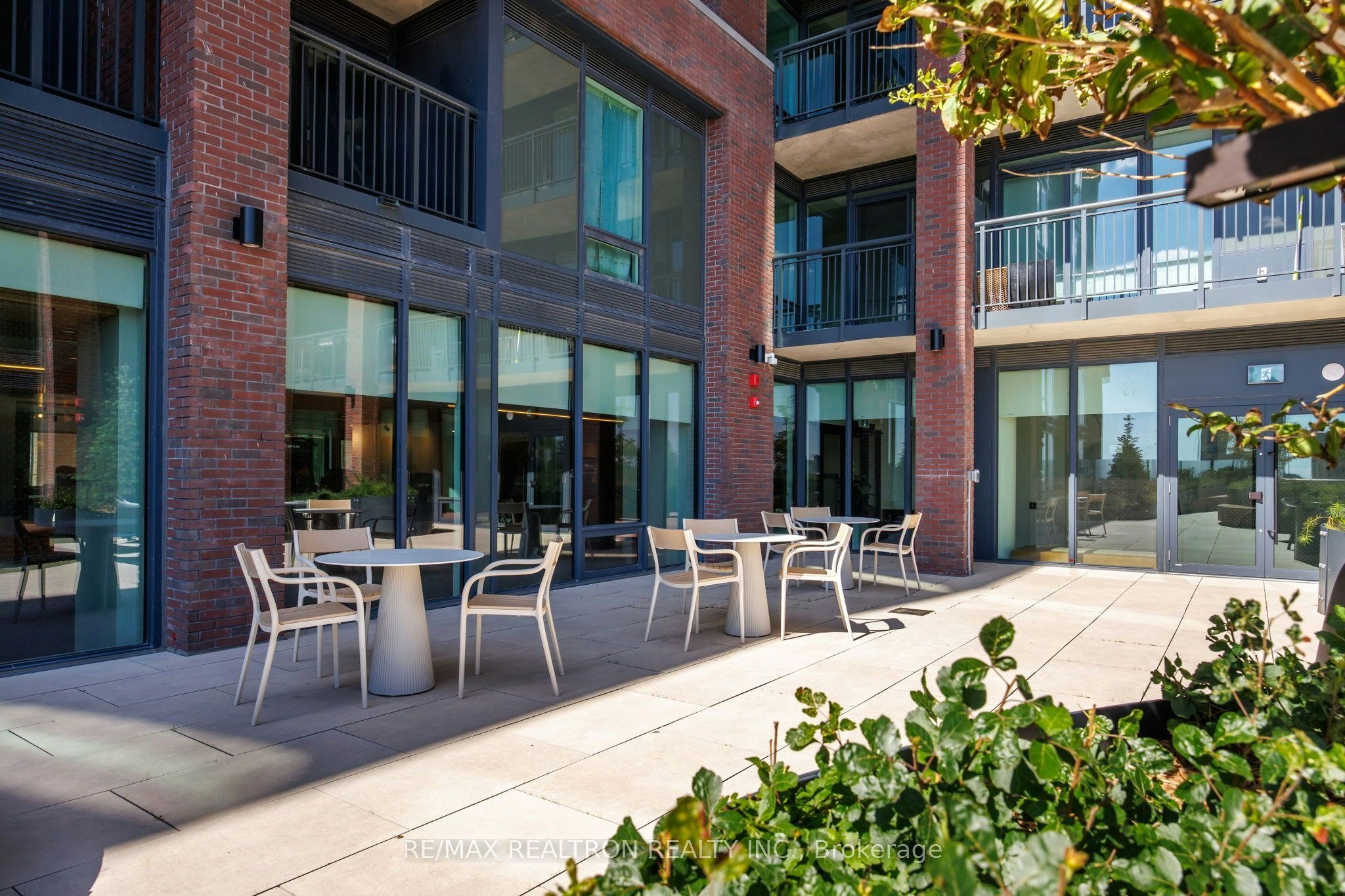 1402-1185 Dupont Street, Toronto, ON, M6H 2A6 - 29