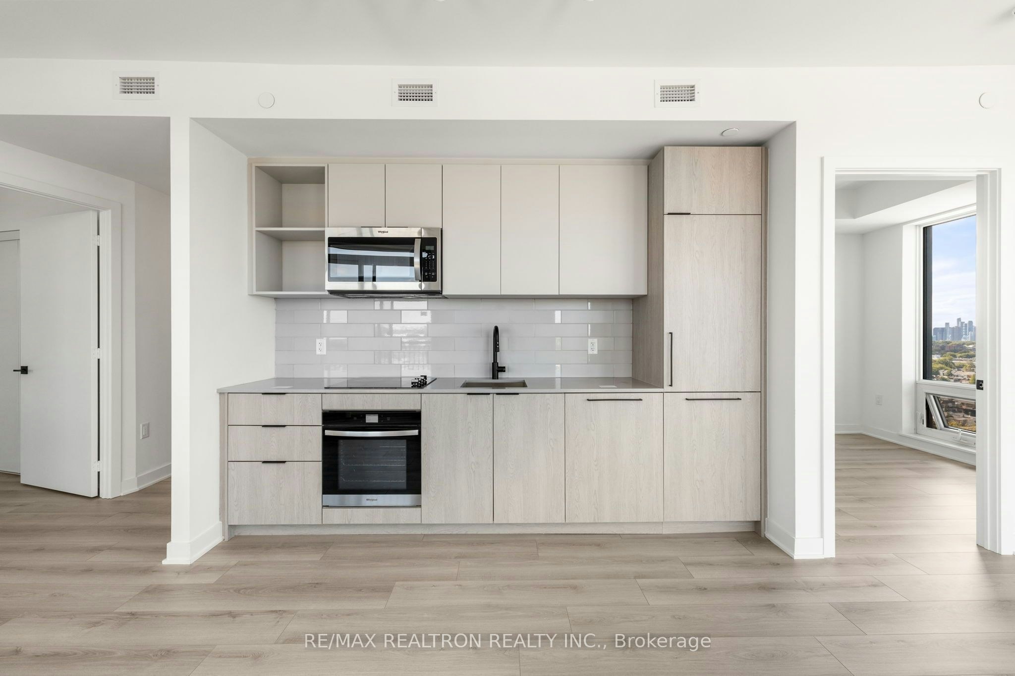 1402-1185 Dupont Street, Toronto, ON, M6H 2A6 - 9