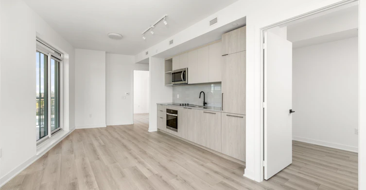 1402-1185 Dupont Street, Toronto, ON, M6H 2A6 - 13
