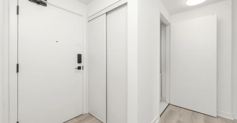1402-1185 Dupont Street, Toronto, ON, M6H 2A6 - 3