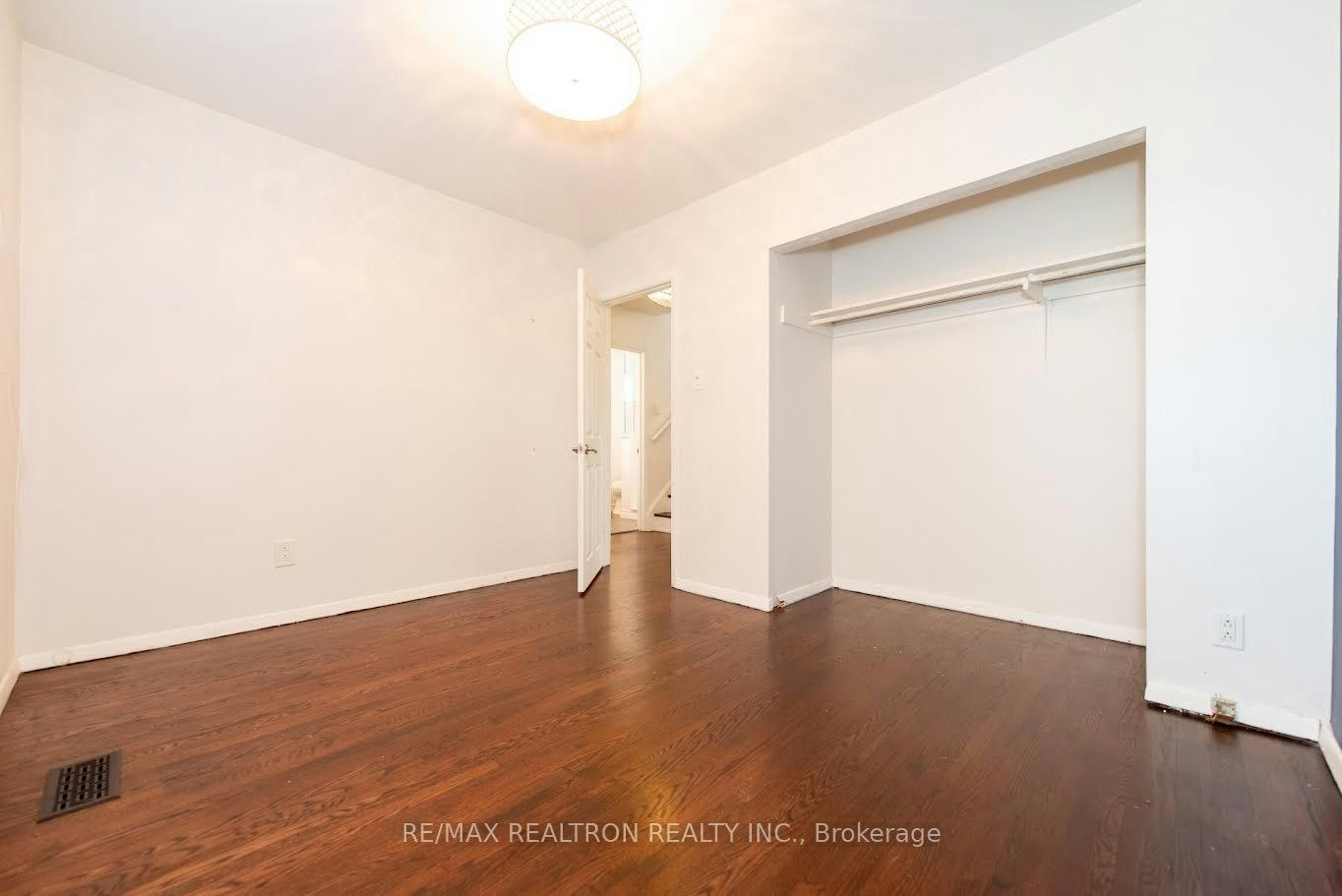 60 Northwood Drive, Brampton, ON, L6X 2L2 - 12