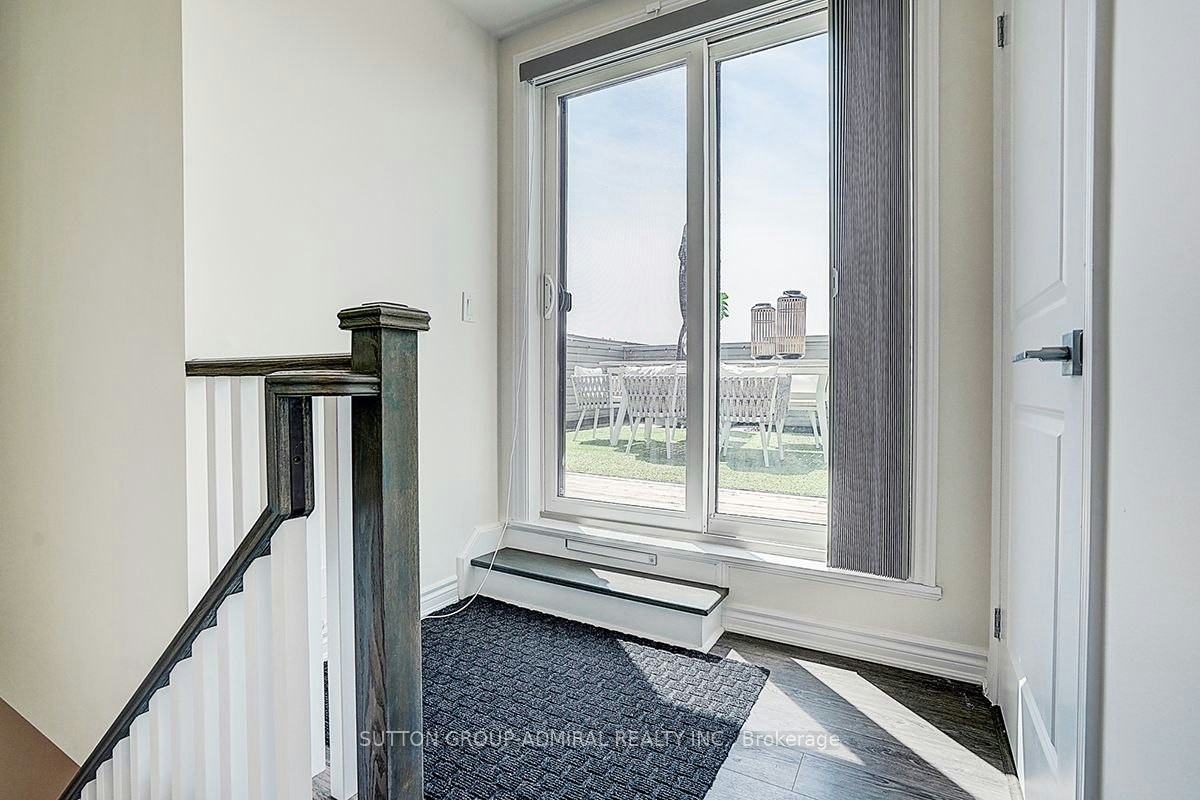 18-85 Eastwood Park Gardens, Toronto, ON, M8W 0B9 - 27
