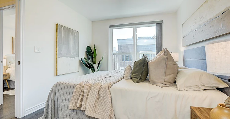 18-85 Eastwood Park Gardens, Toronto, ON, M8W 0B9 - 18