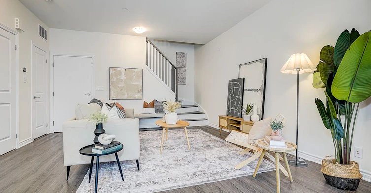 18-85 Eastwood Park Gardens, Toronto, ON, M8W 0B9 - 5
