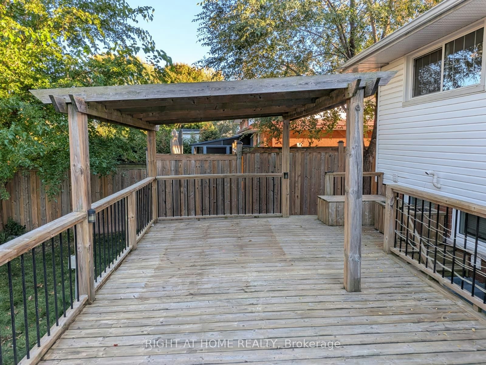 273 Kenwood Avenue, Burlington, ON, L7L 4L9 - 33