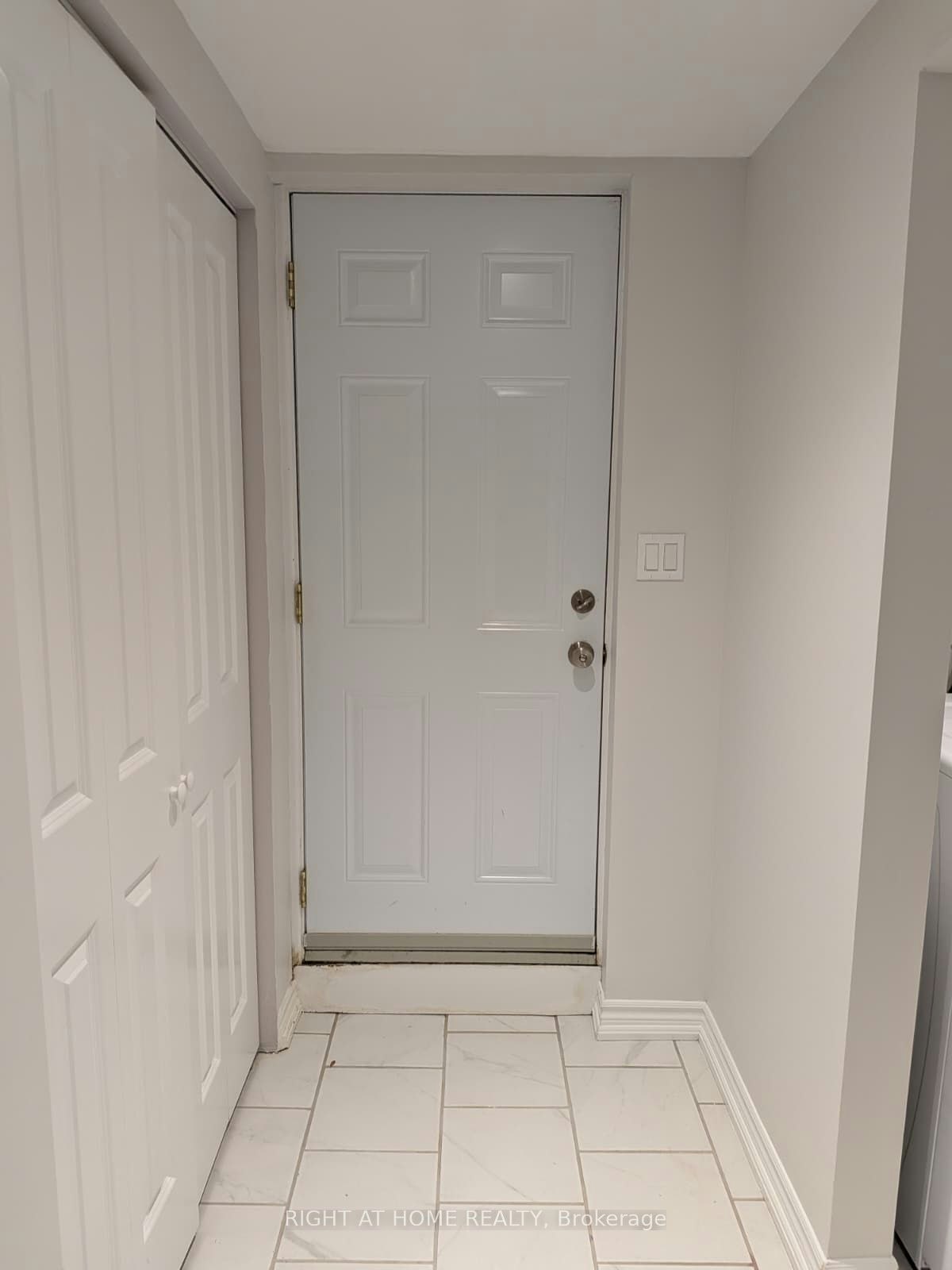 273 Kenwood Avenue, Burlington, ON, L7L 4L9 - 24