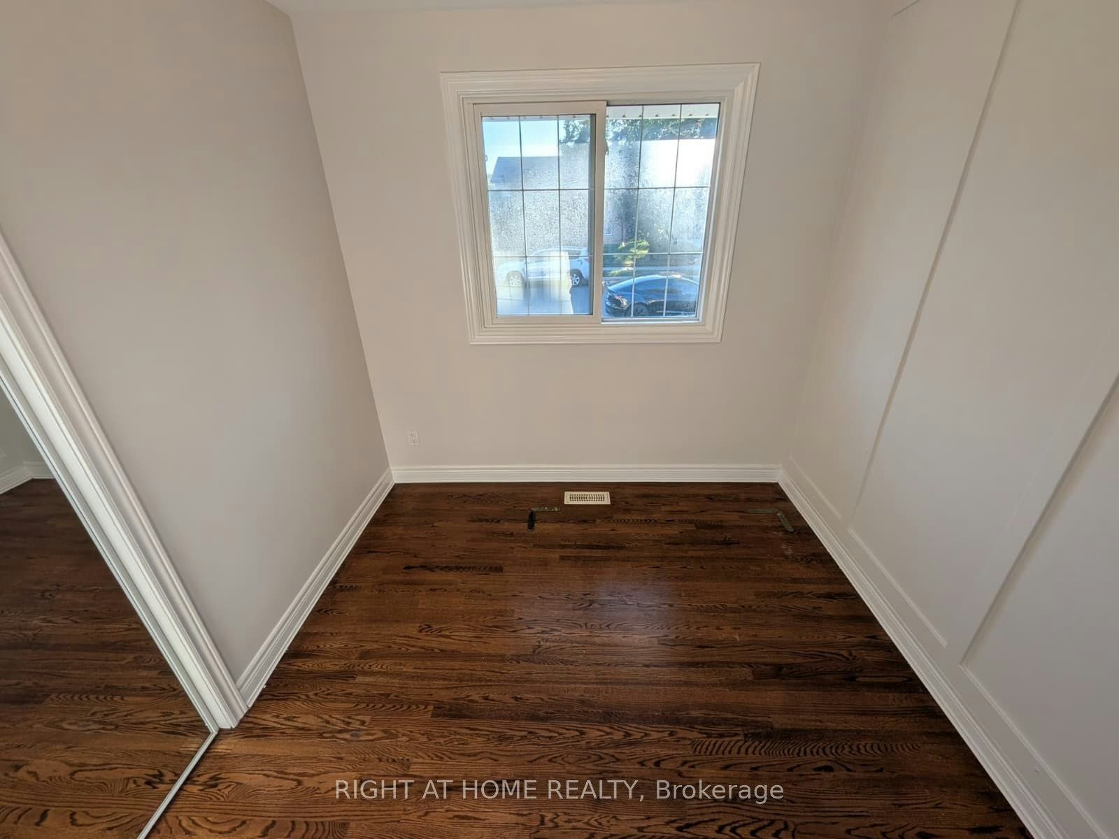 273 Kenwood Avenue, Burlington, ON, L7L 4L9 - 15