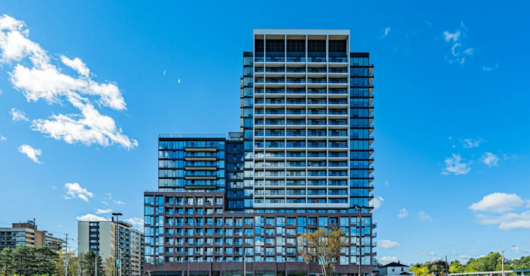 2204-28 Ann Street, Mississauga, ON, L5G 0E1