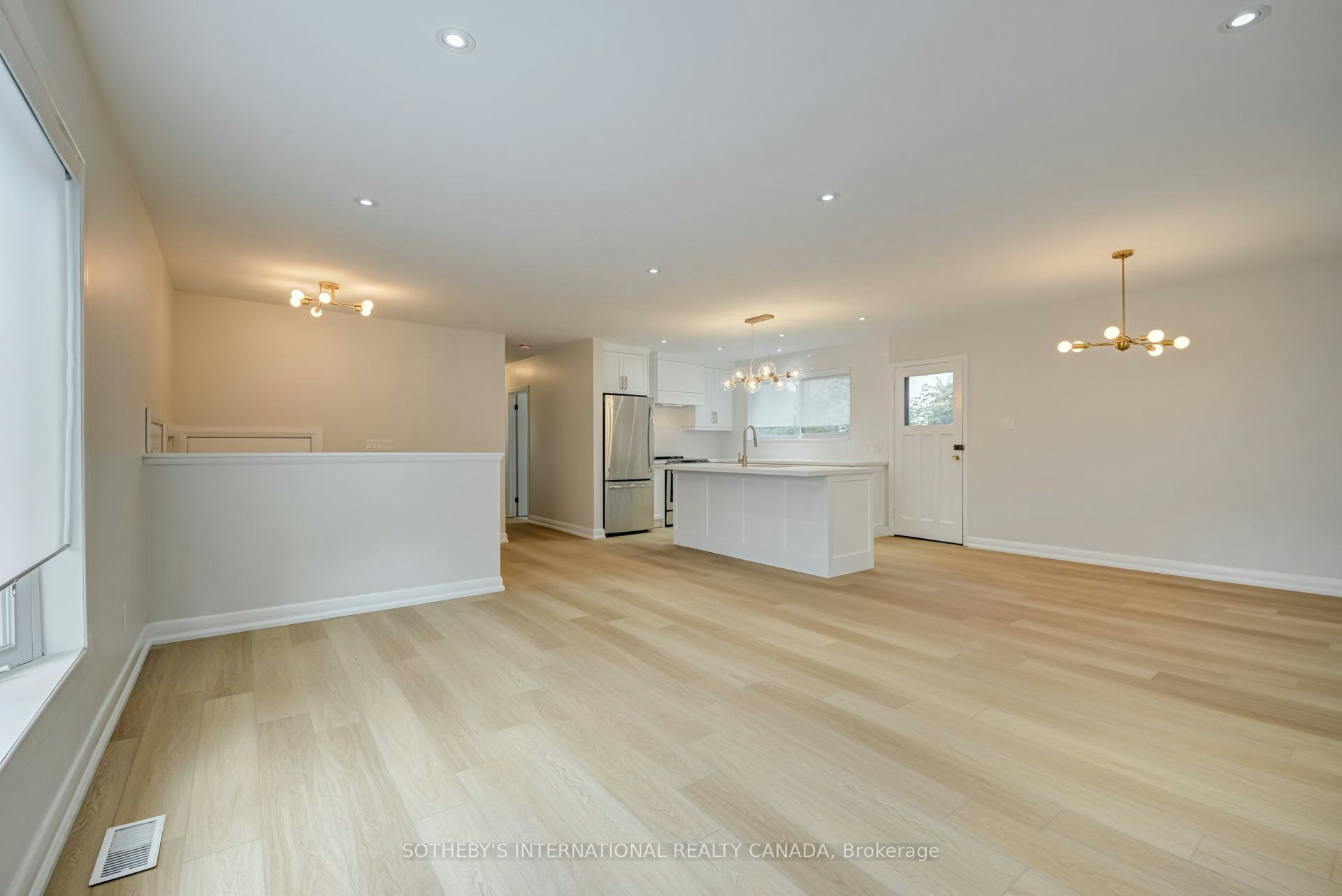 Main-18 Puckeridge Crescent, Toronto, ON, M9B 3A2 - 9