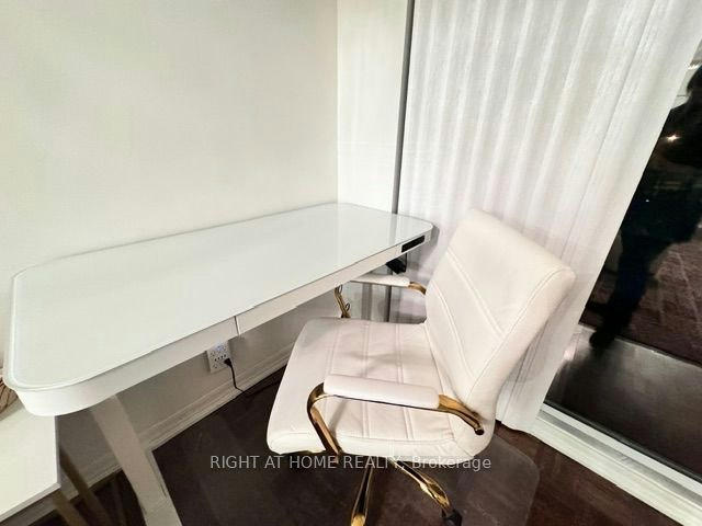 38 Fontenay Court, Toronto, ON, M9A 5H5 - 8