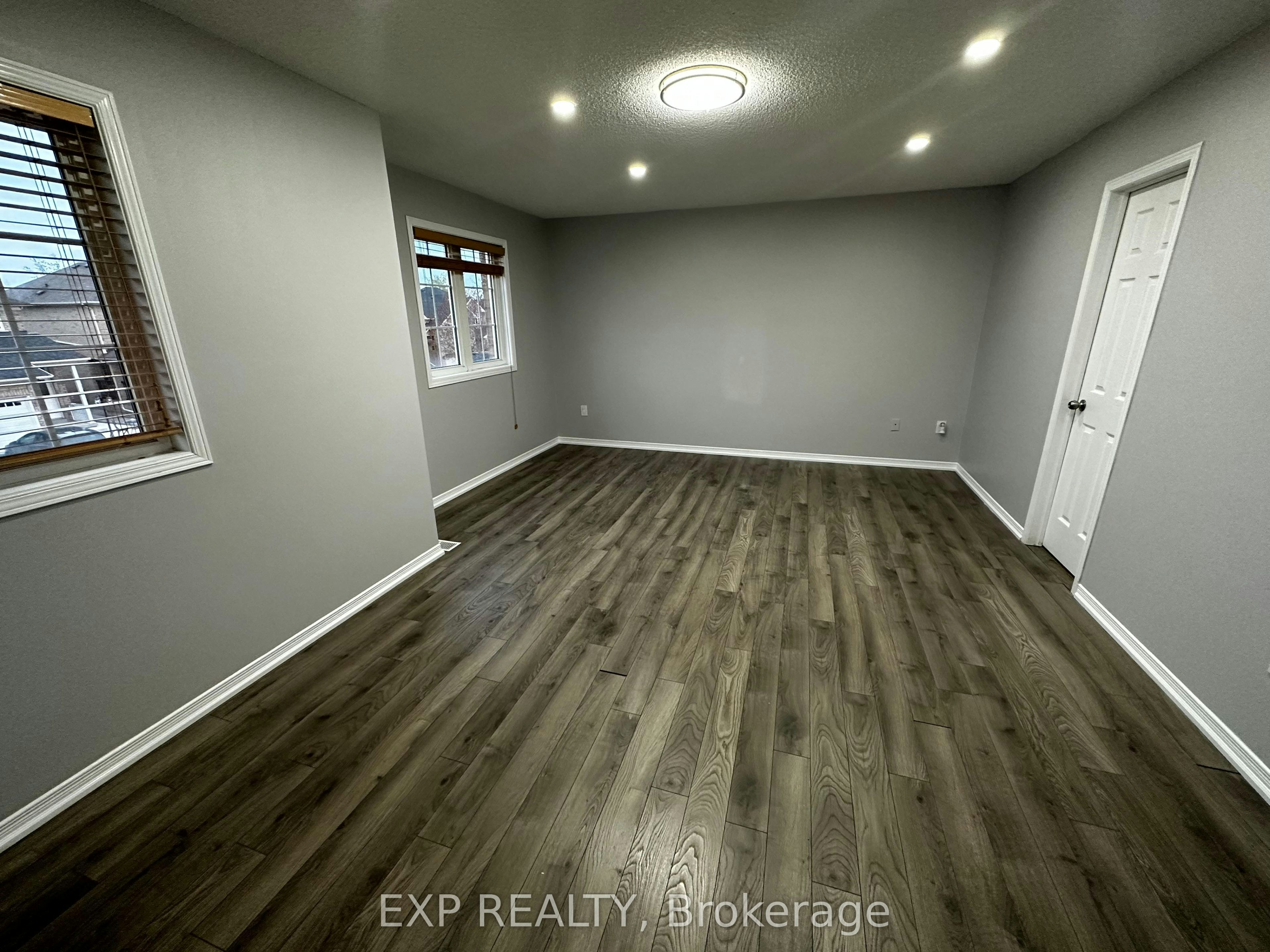 25 Prince Crescent, Brampton, ON, L7A 2C9 - 8