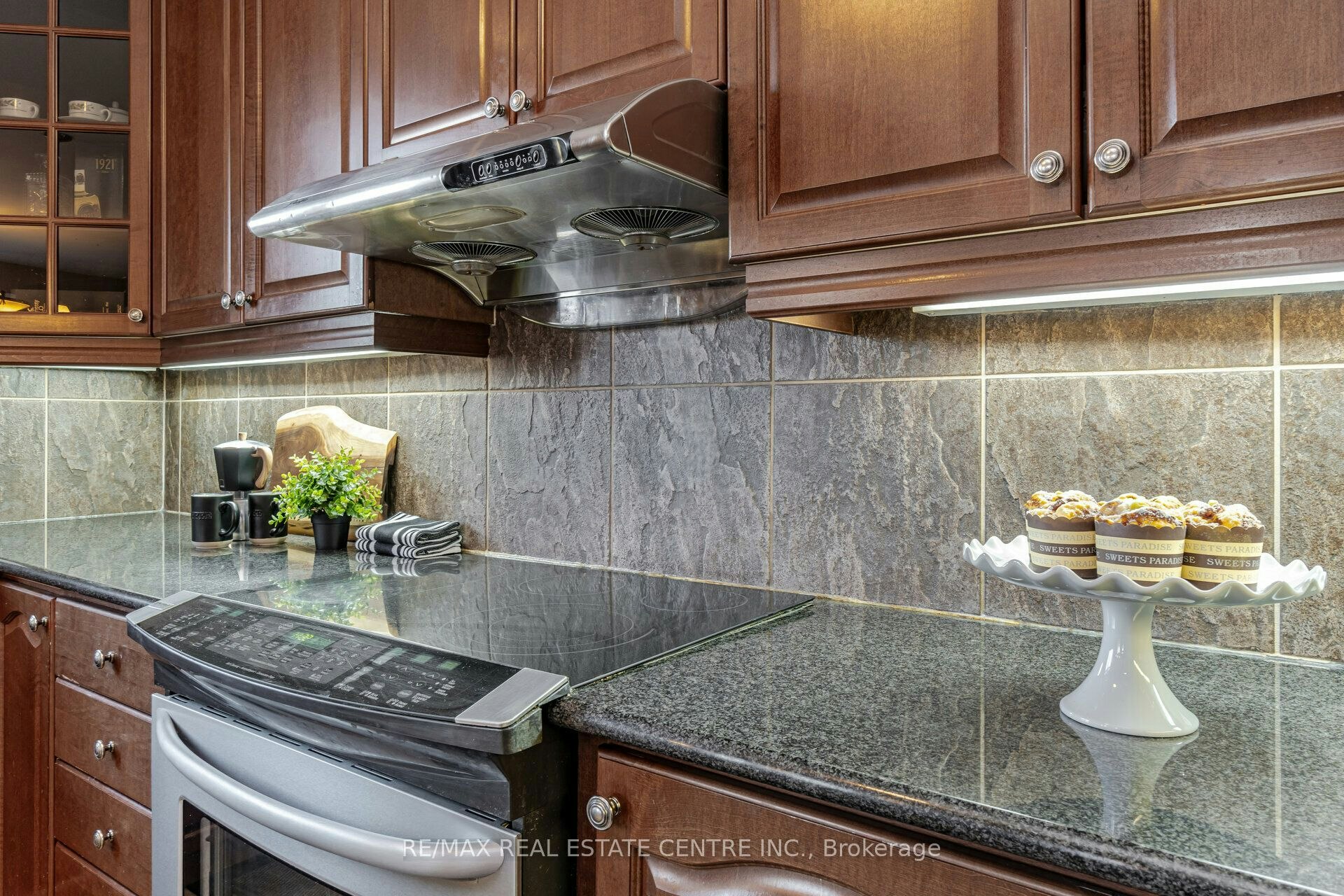 2327 Lyndhurst Drive, Oakville, ON, L6H 7V5 - 19