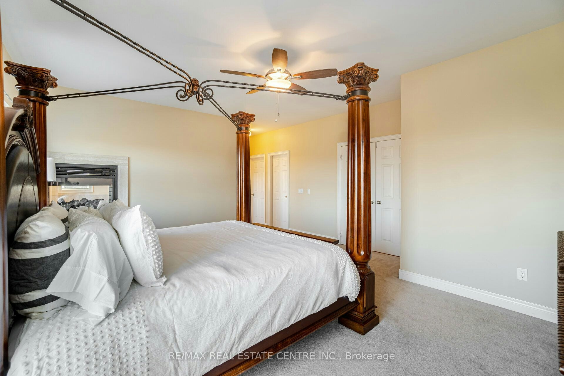 2327 Lyndhurst Drive, Oakville, ON, L6H 7V5 - 32