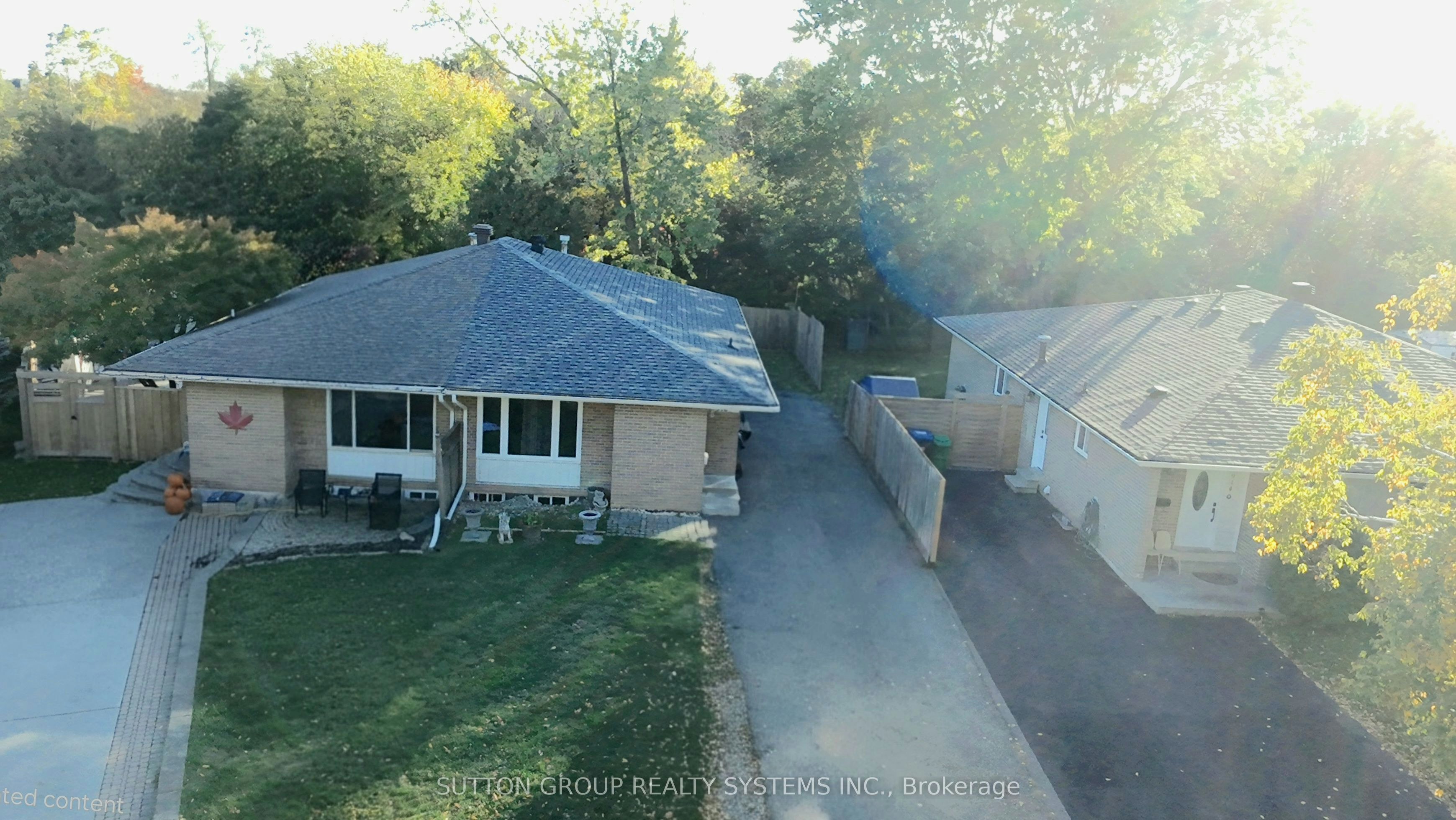 1916 Reiss Court, Mississauga, ON, L5J 3S3