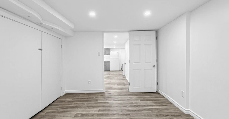 Bsmt-1939 Davenport Road, Toronto, ON, M6N 1C3 - 21