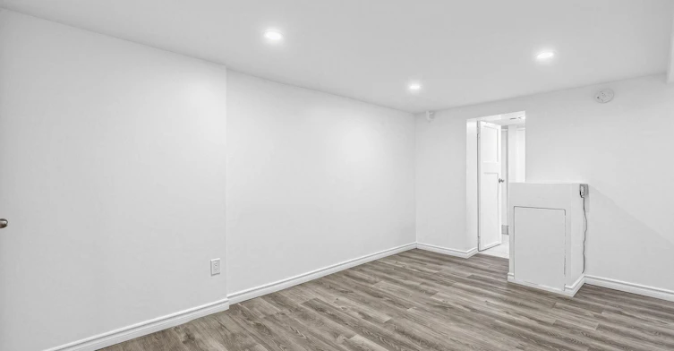 Bsmt-1939 Davenport Road, Toronto, ON, M6N 1C3 - 23