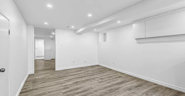 Bsmt-1939 Davenport Road, Toronto, ON, M6N 1C3 - 5